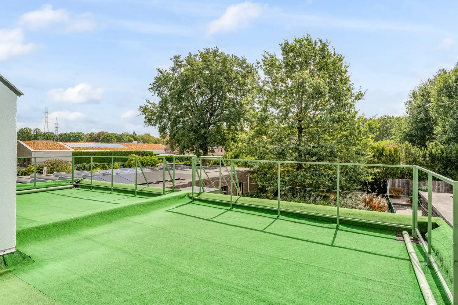 Een uitzonderlijke eigendom voor ondernemers en zelfstandigen die wonen en werken op één locatie willen combineren. foto 33