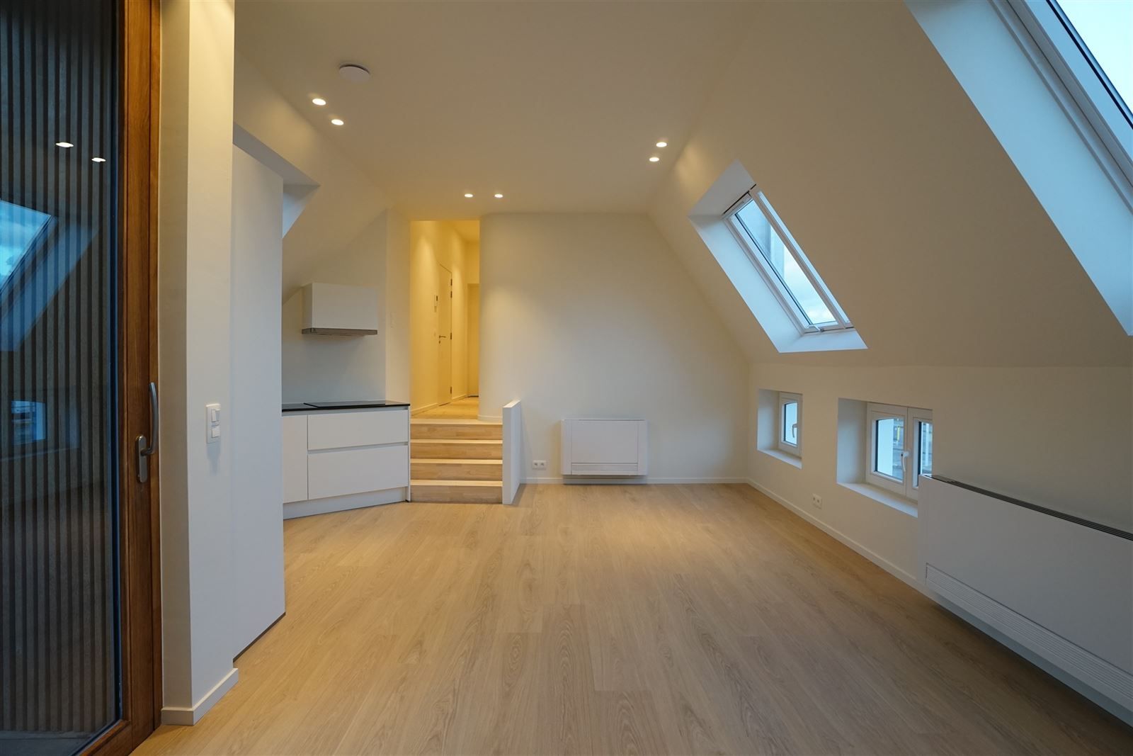 Instapklaar appartement te centrum Zottegem! foto 16