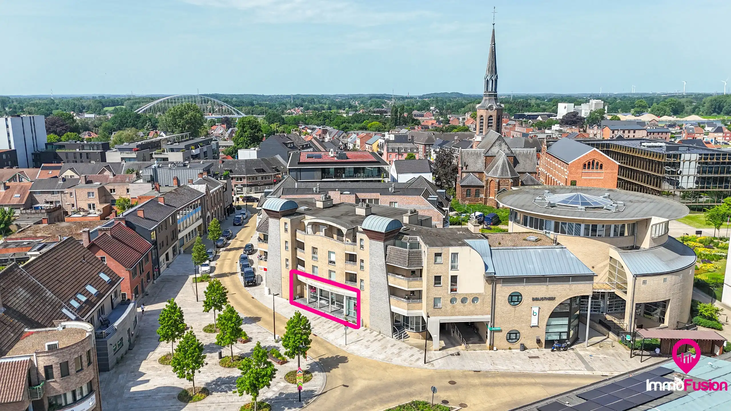 Zeer ruim kantoor op commerciële locatie in centrum Beringen foto 60