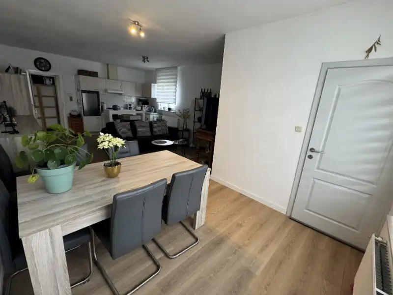 Gelijkvloerse studio te koop foto 4