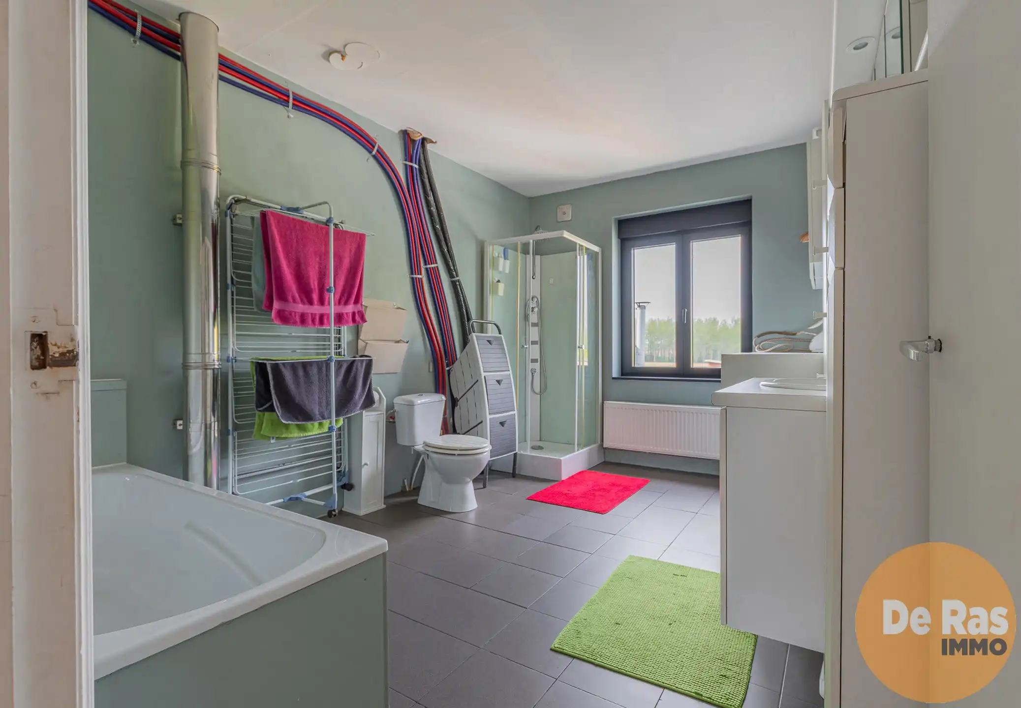 BURST - Ruime gezinswoning met 5 slaapkamers, garage en tuin foto 16