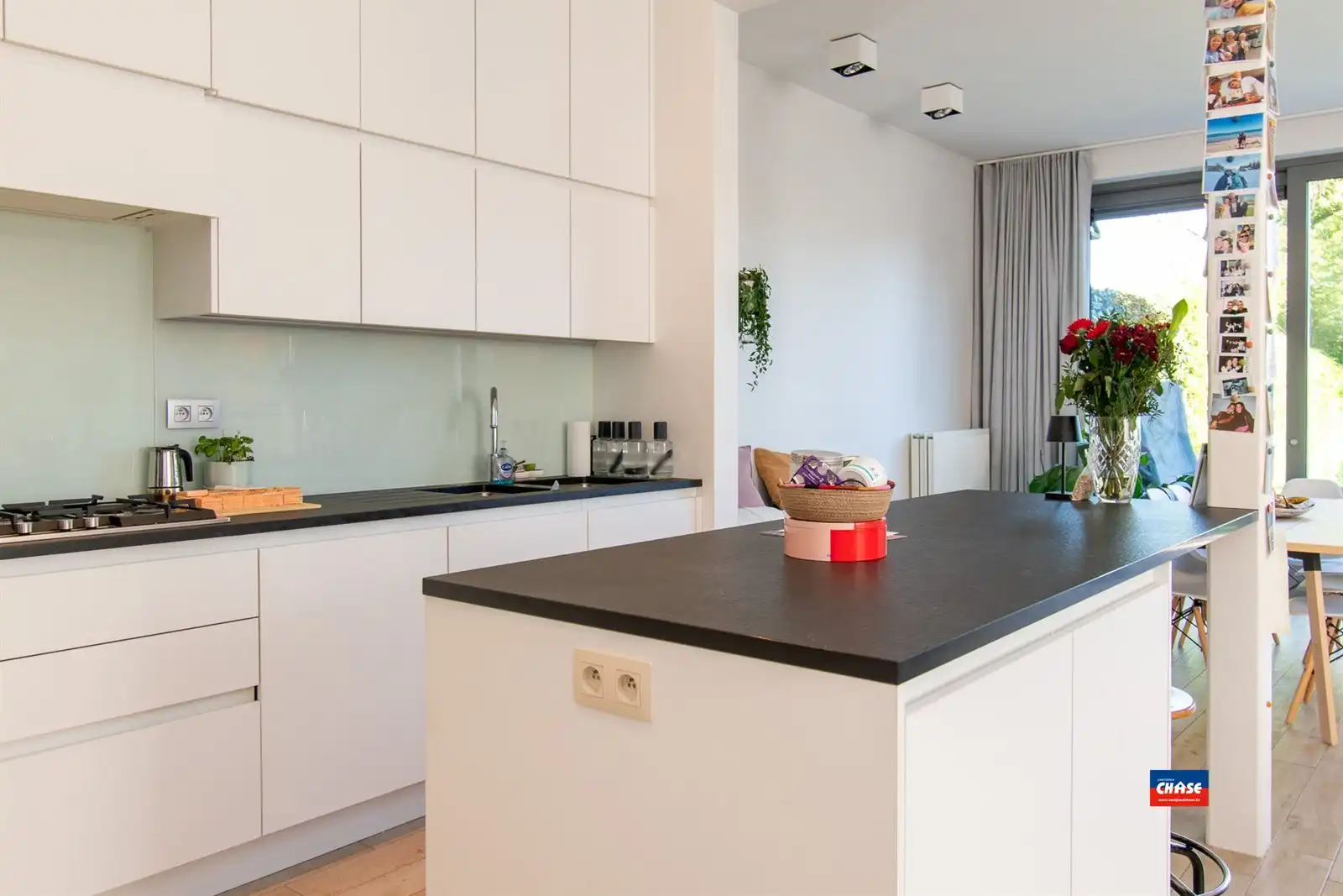 Recent appartement met 2 slaapkamers, tuin + P foto 20