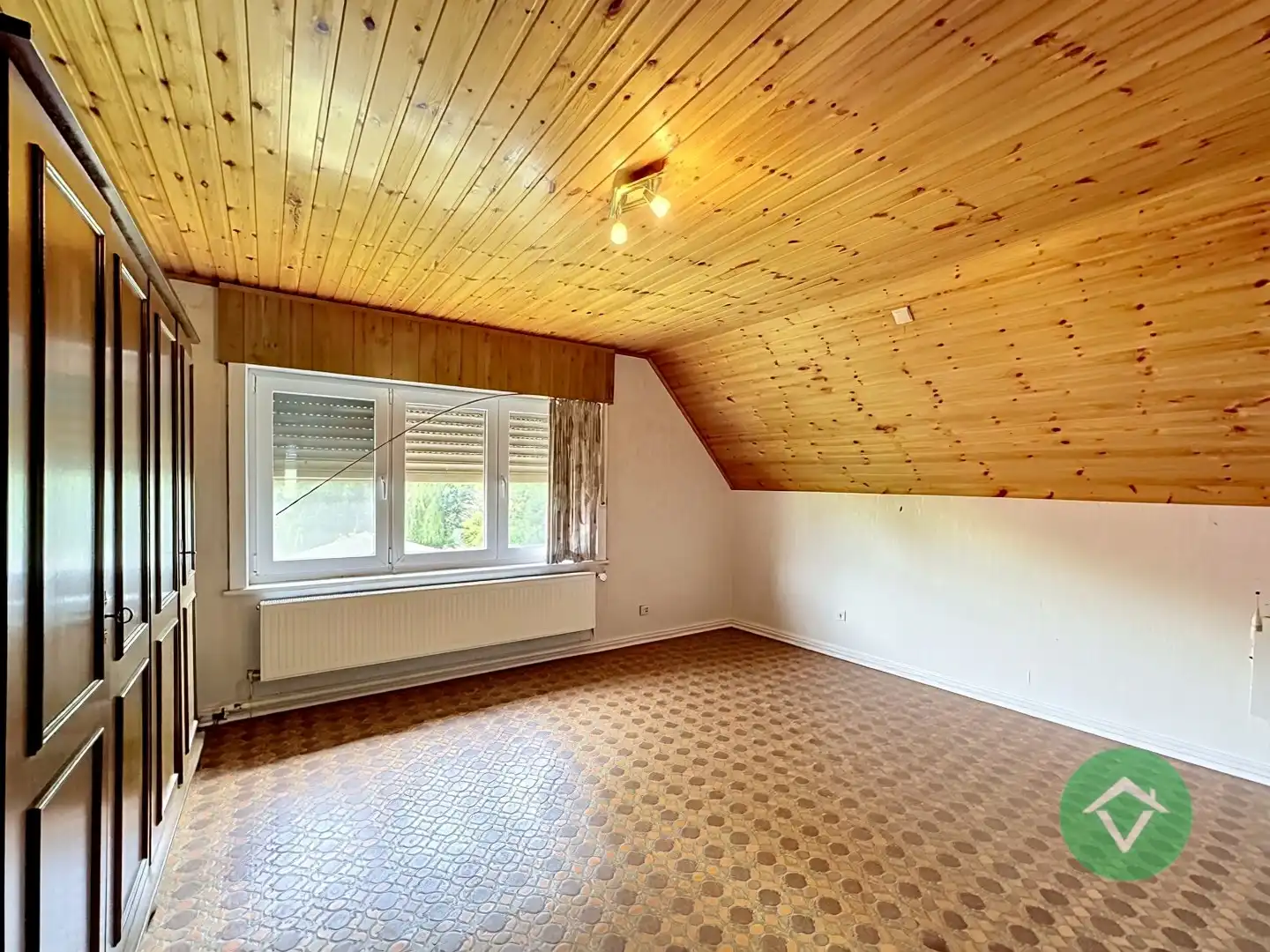 Woning met tal van mogelijkheden op ruim perceel (562m²) te Aartrijke foto 10