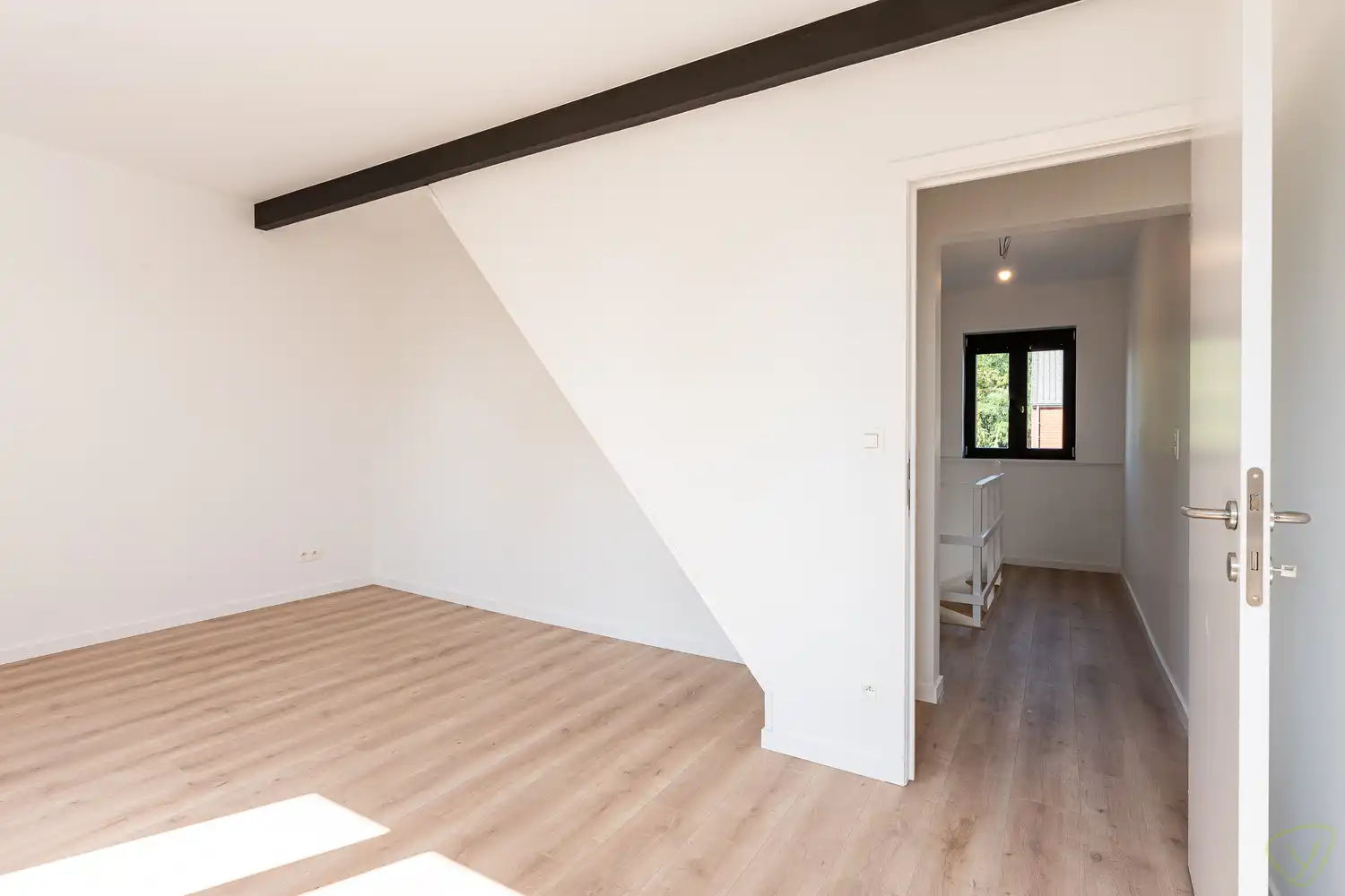 Prachitg gerenoveerde woning op gunstige en rustige ligging te Eeklo foto 14