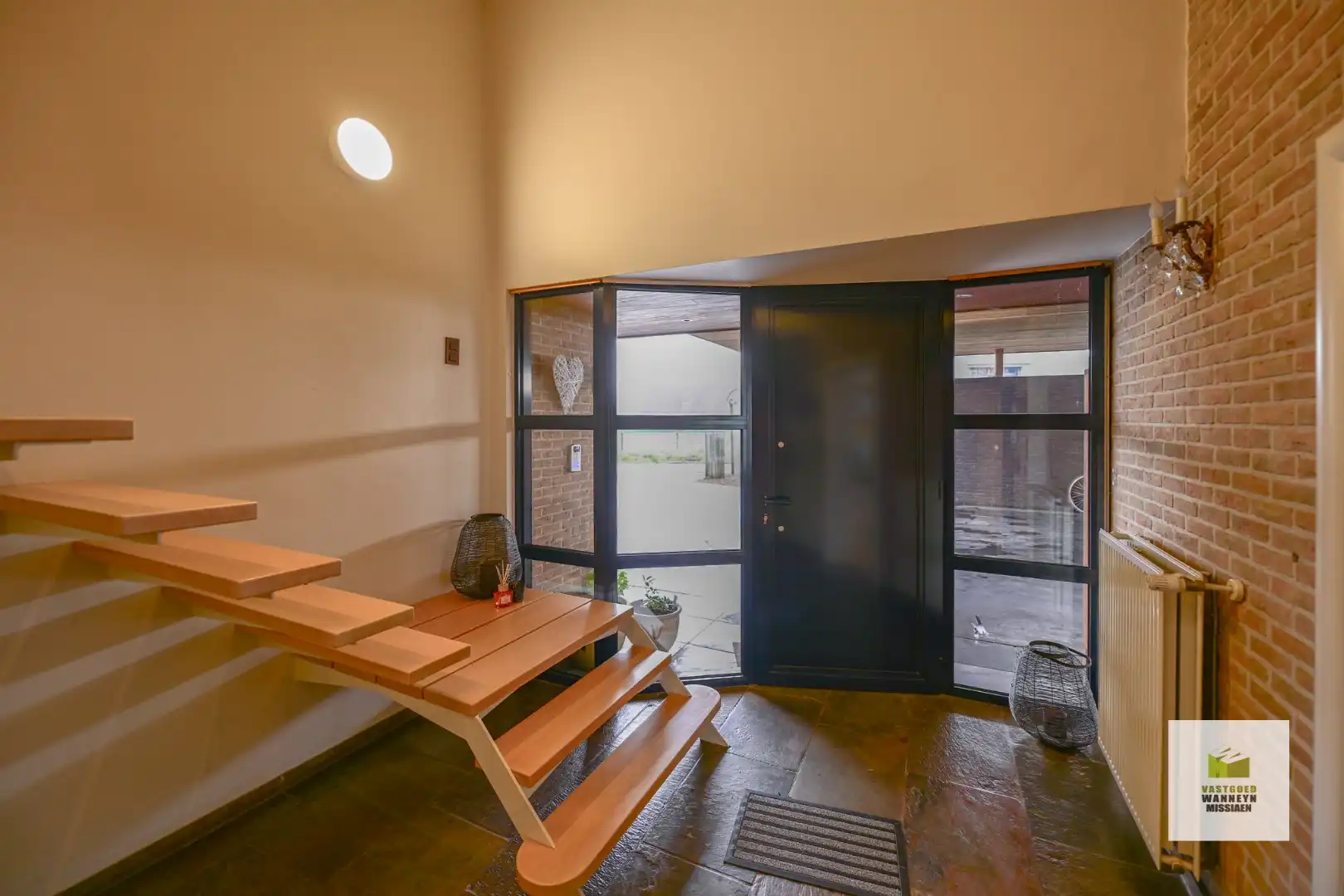 Ruime open bebouwing met 4 slaapkamers en landelijk vergezicht foto 14