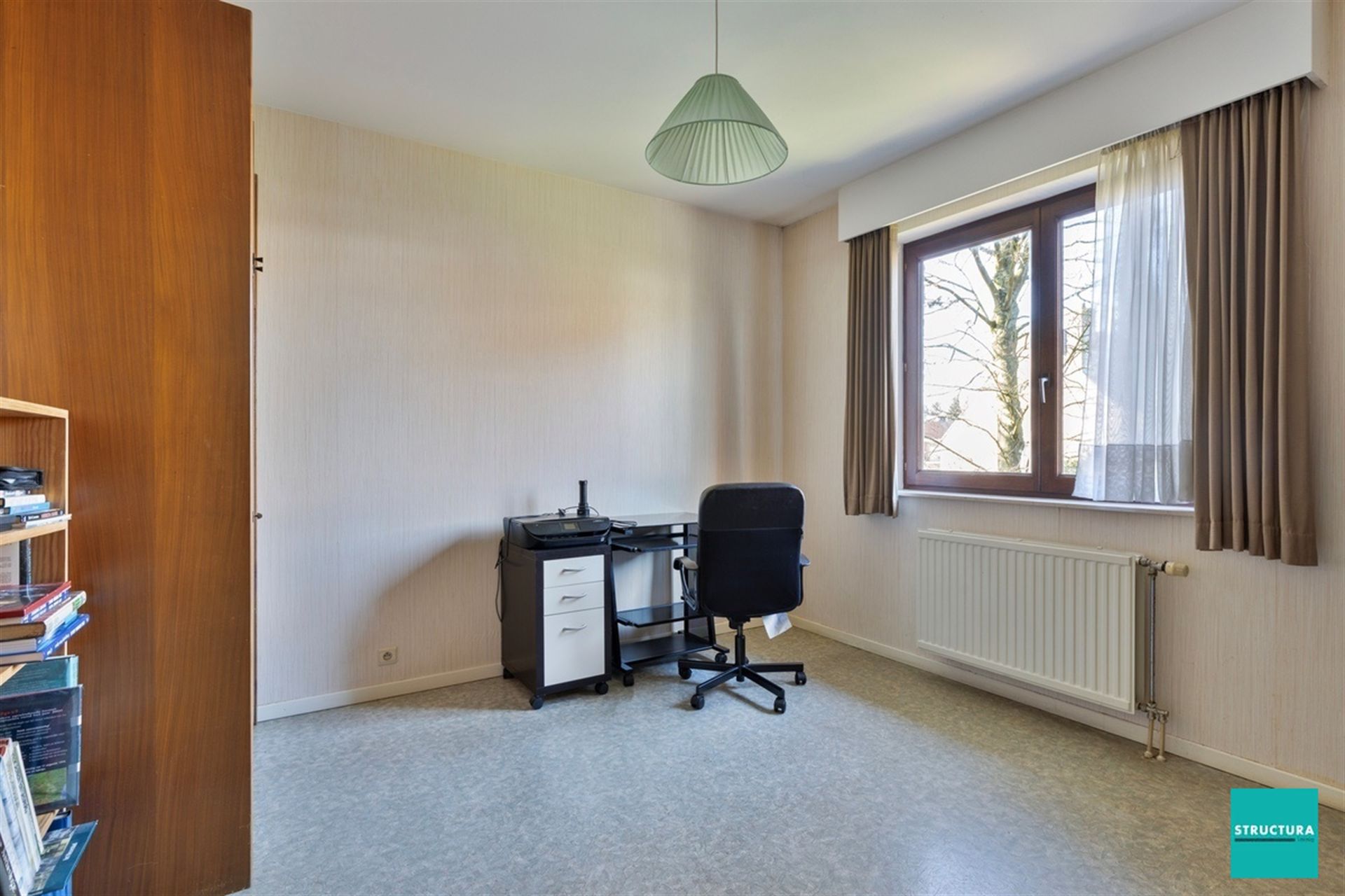 Ruim 2-slaapkamerappartement te Laken

. foto 11