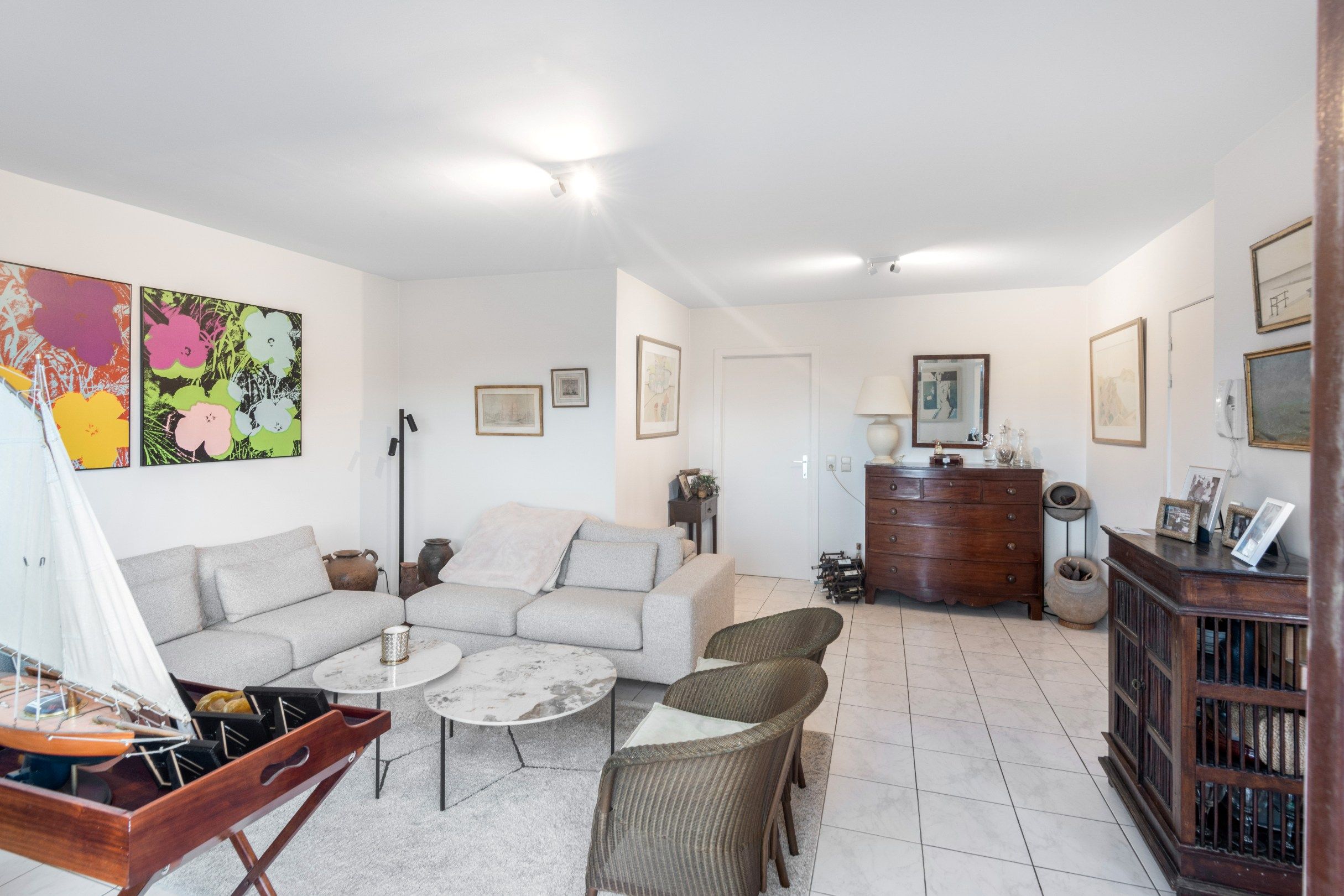 Zonovergoten penthouse met twee mooie terrassen tegen de Zoutelaan op wandelsafstand van de zeedijk. foto 2