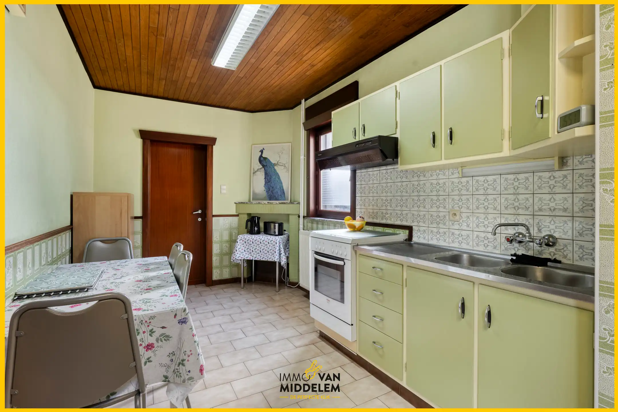 GOED ONDERHOUDEN 3-GEVELWONING MET 3 KAMERS, GARAGE EN TUIN foto 6