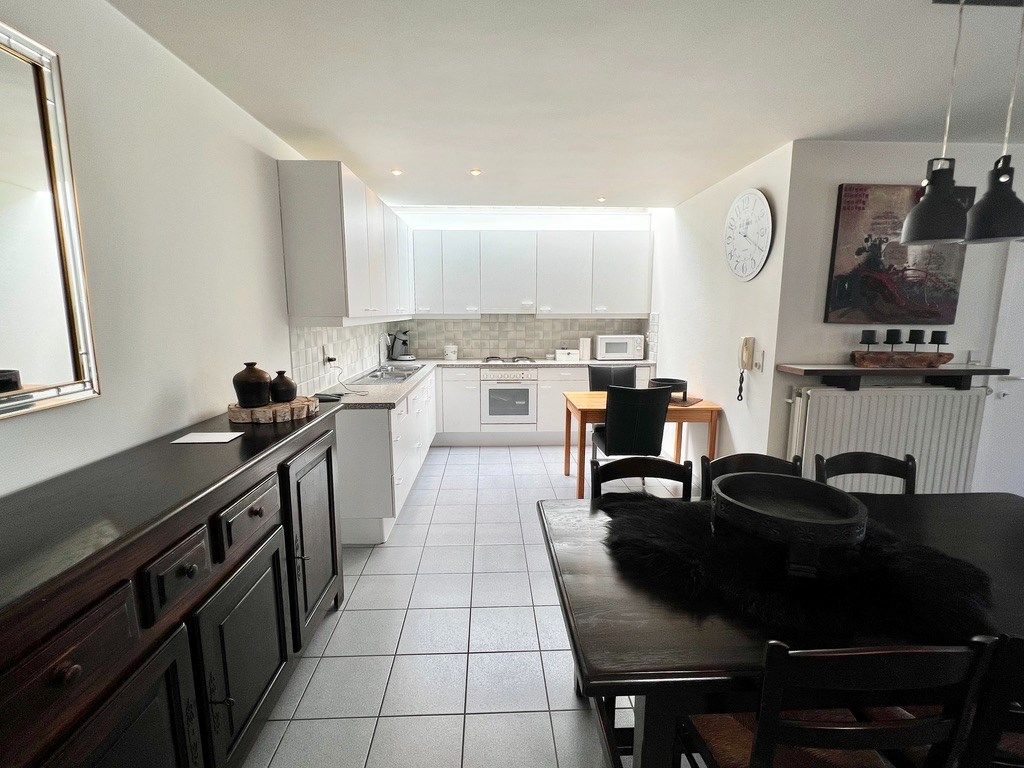 Instapklaar duplex-appartement met garage te huur te Harelbeke foto 6