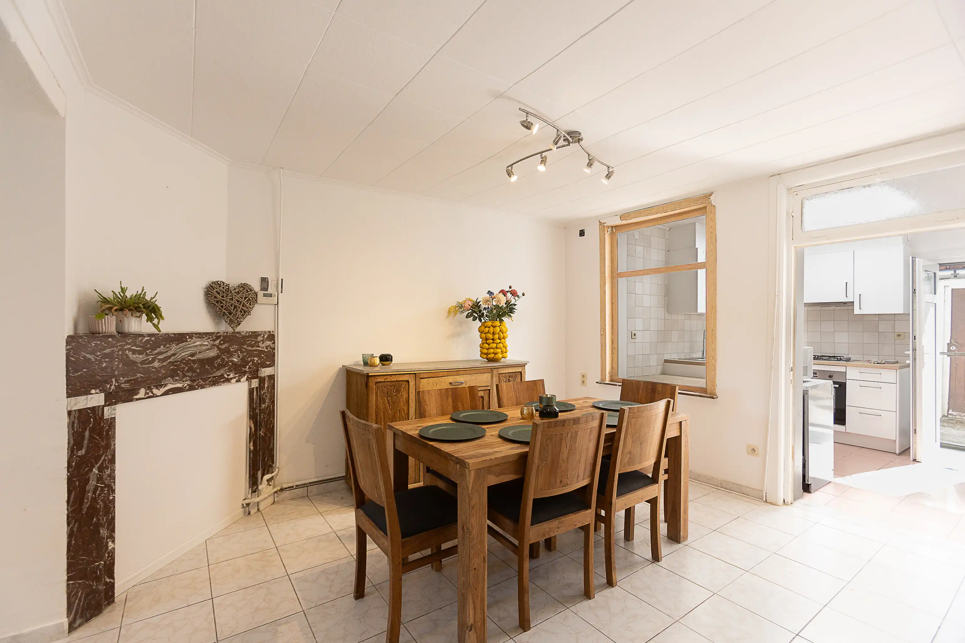 Charmante woning met tuin en uitbreidbare zolder foto 3