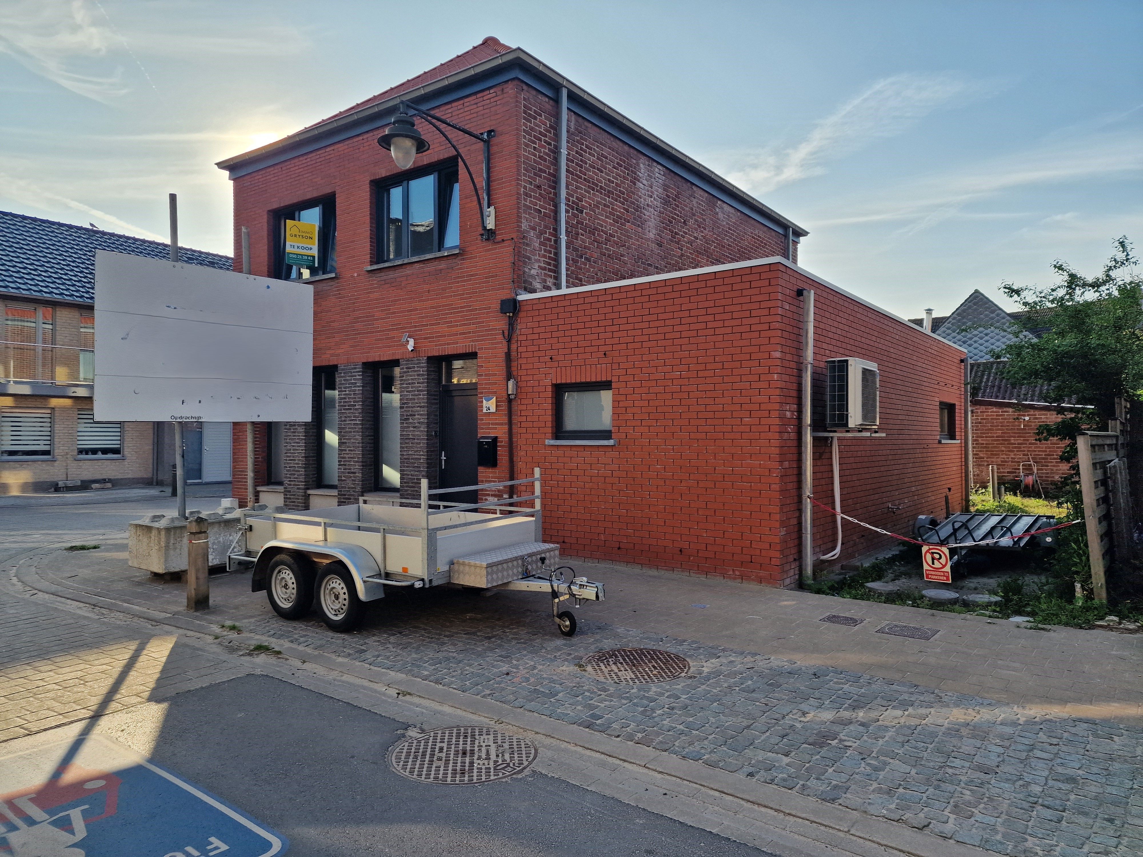 Energiezuinige vrijstaande woning in hartje Koekelare! foto 14
