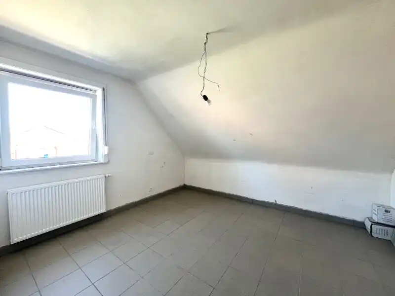 Woning met slaapkamer en badkamer gelijkvloers foto 16