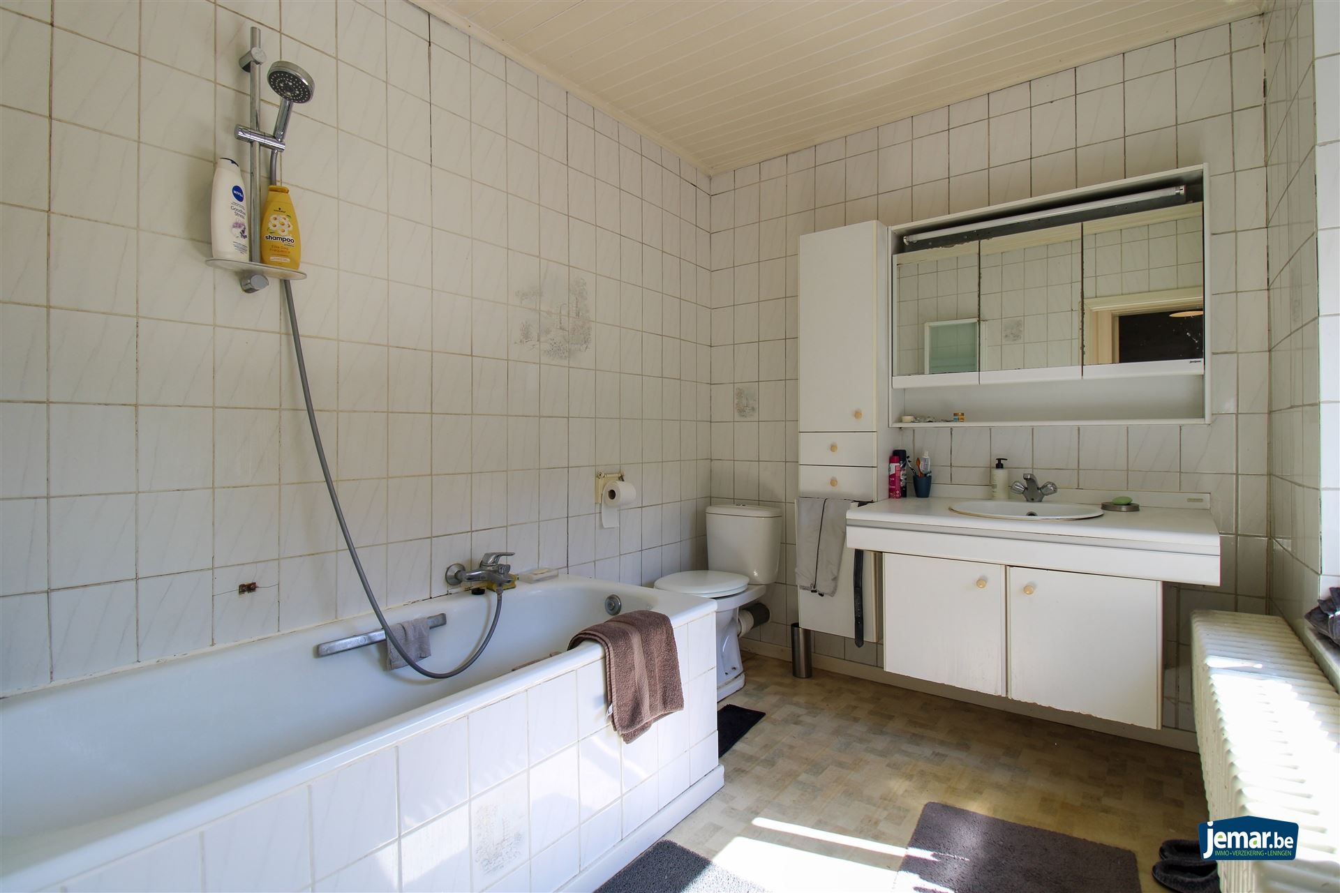 Karaktervol handelspand met woonst op toplocatie – ideaal om wonen en werken te combineren in het hart van Maasmechelen! foto 10