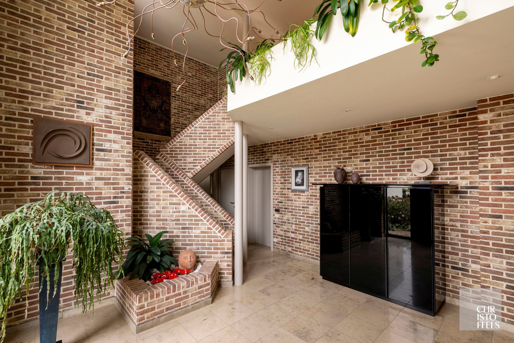 Villa van 496 m² met kantoren op een uniek perceel van 2.400 m²! foto 21
