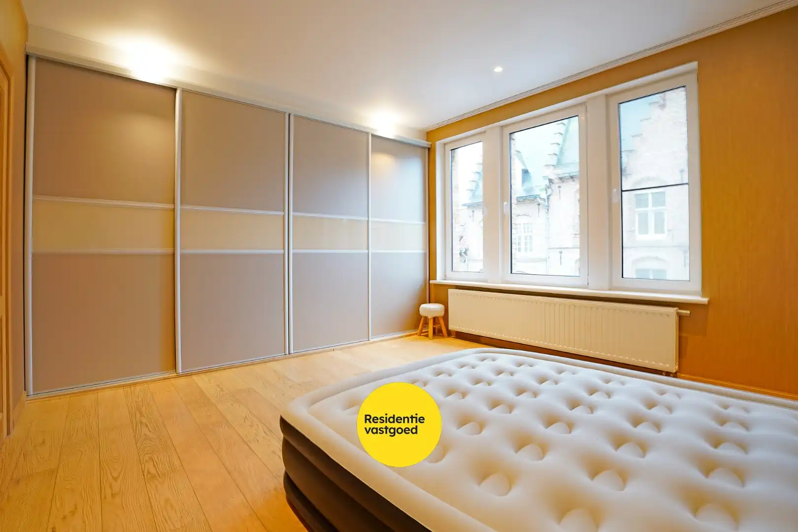 Herenhuis met handelsruimte & wellness in Nieuwpoort-Stad foto 8