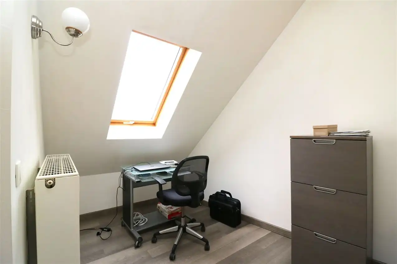 Zonnige penthouse met 2 slaapkamers, mooi terras, inclusief garage  foto 44