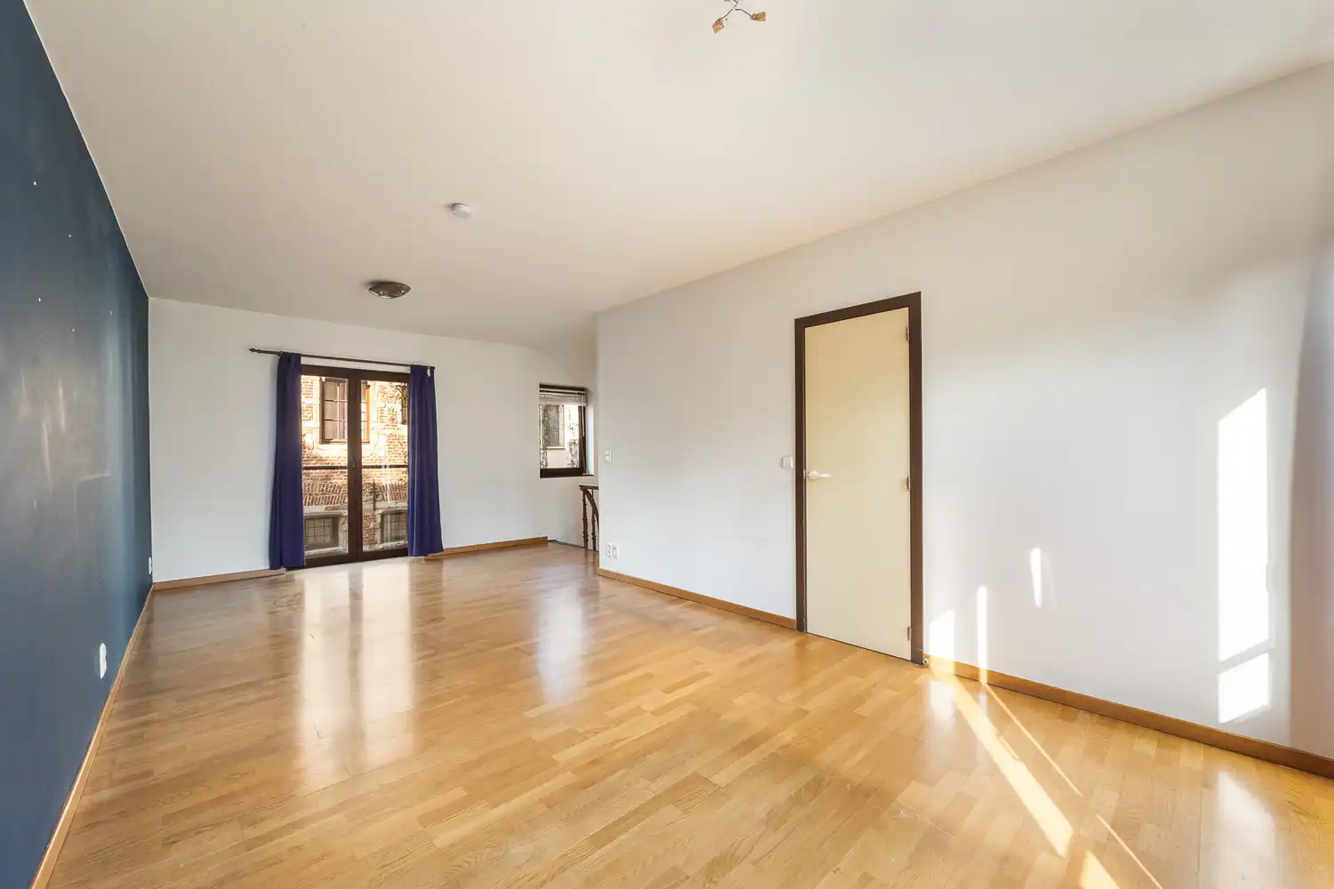 Veelzijdig opbrengsteigendom met aparte woongelegeheid en buitenruimte op A-locatie te Antwerpen met 2 aparte ingangen! foto 18