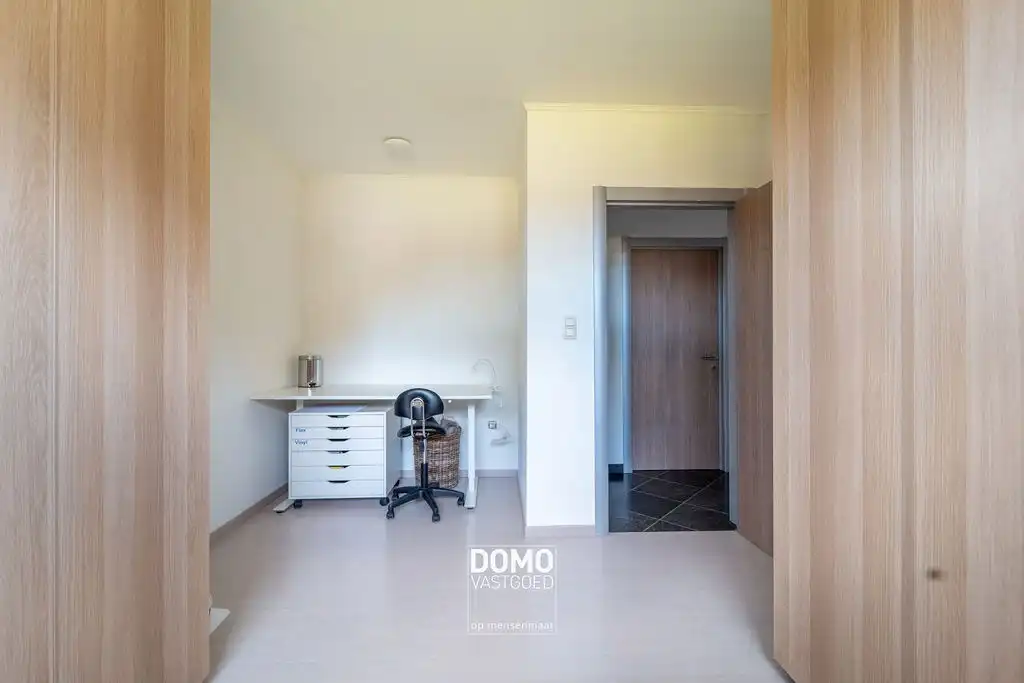 RUIME WONING VAN BOUWJAAR 2008 MET EPC LABEL B, 3 SLAAPKAMERS EN EEN HANGAR TE DIEPENBEEK foto 15