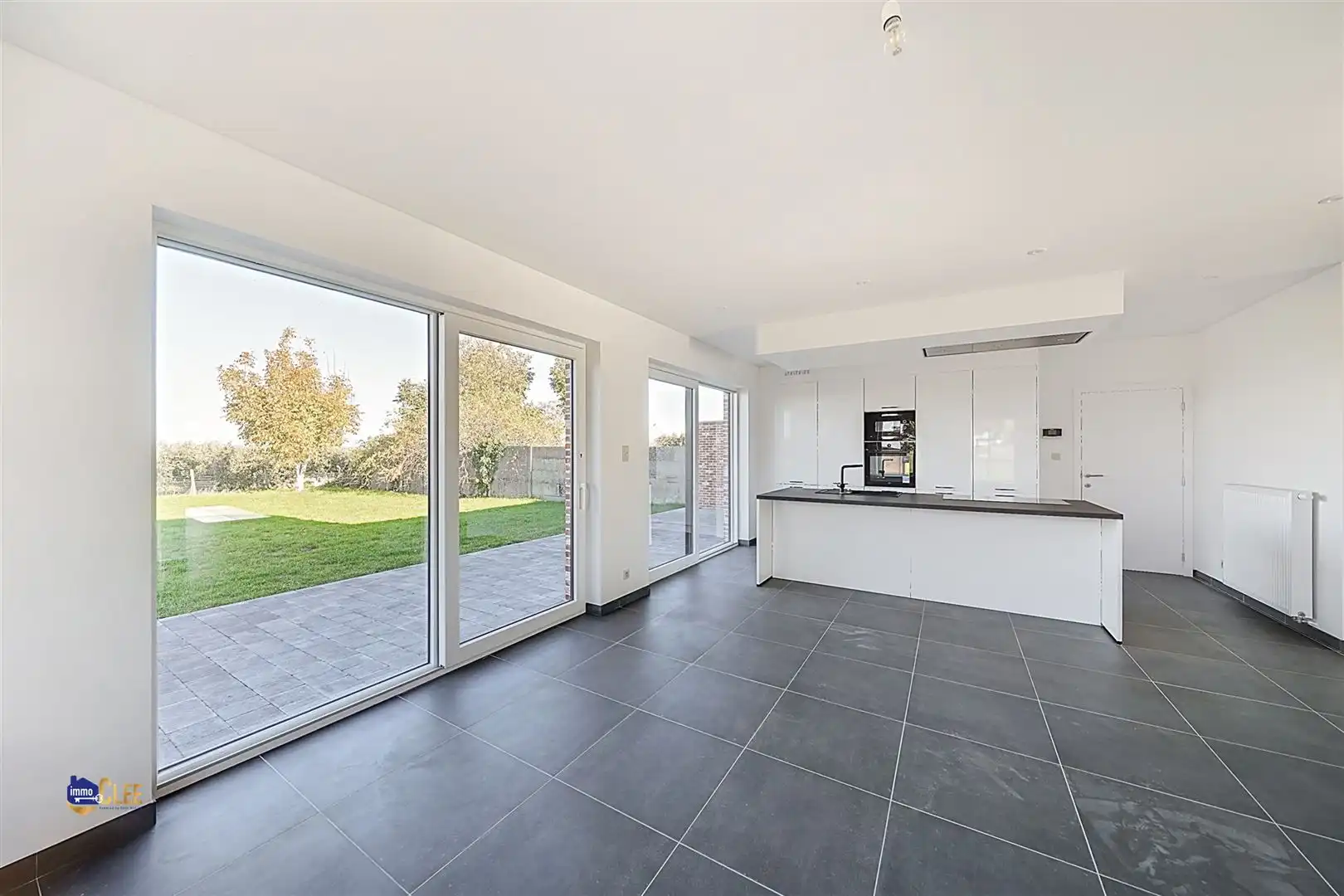 Volledig gerenoveerde gezinswoning foto 6