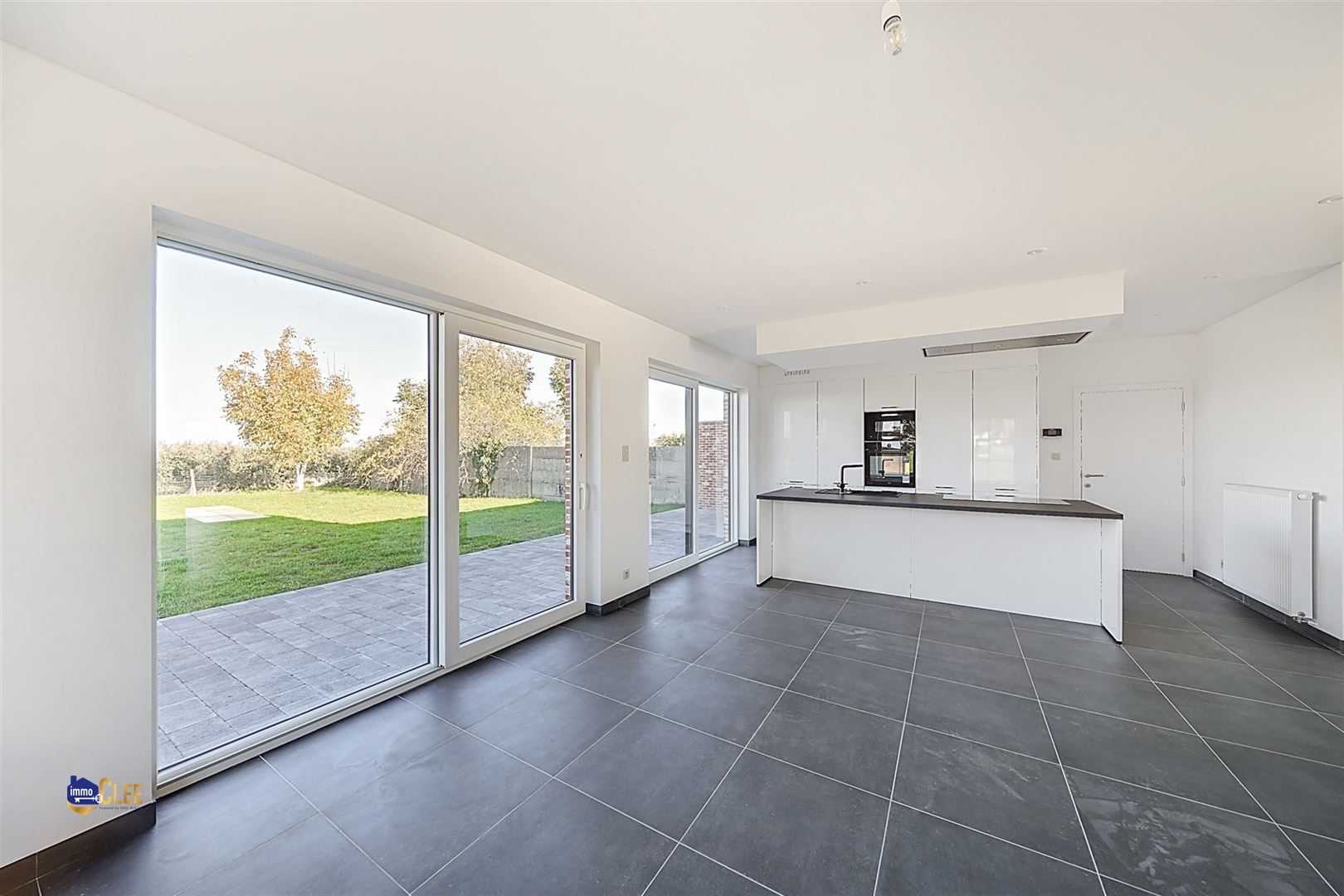 Volledig gerenoveerde gezinswoning foto 6