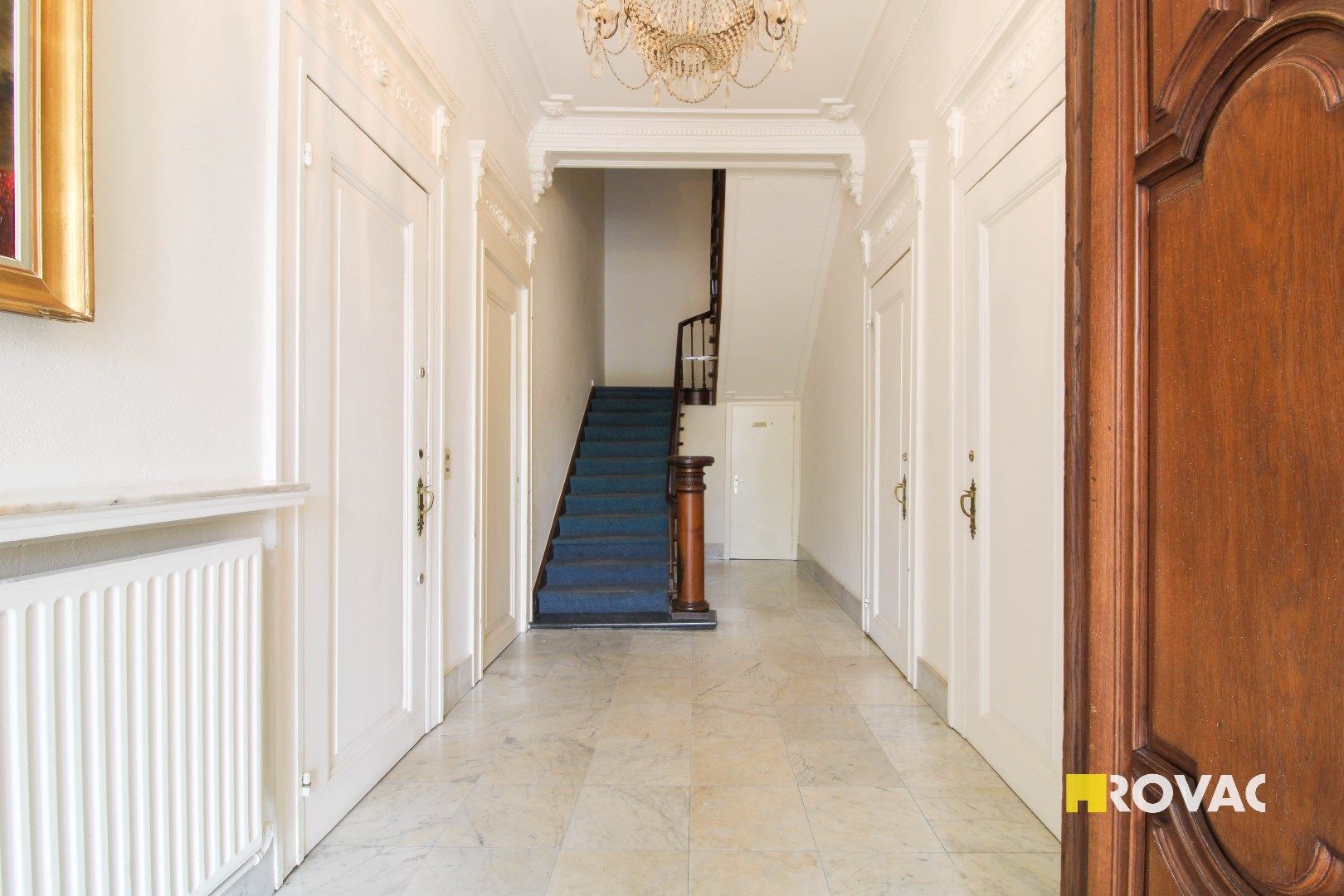 Gelijkvloerse kantoorruimte nabij het centrum en het station van Izegem! foto 2