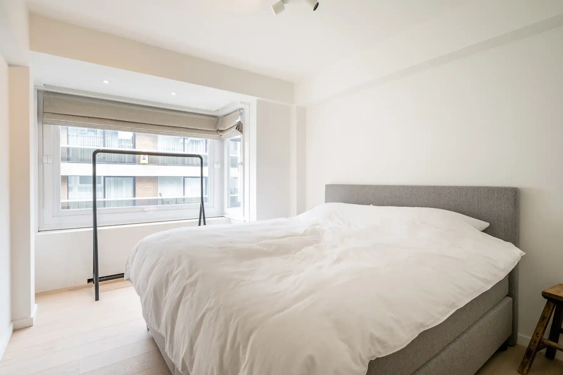Mooi gerenoveerd centraal appartement foto 8