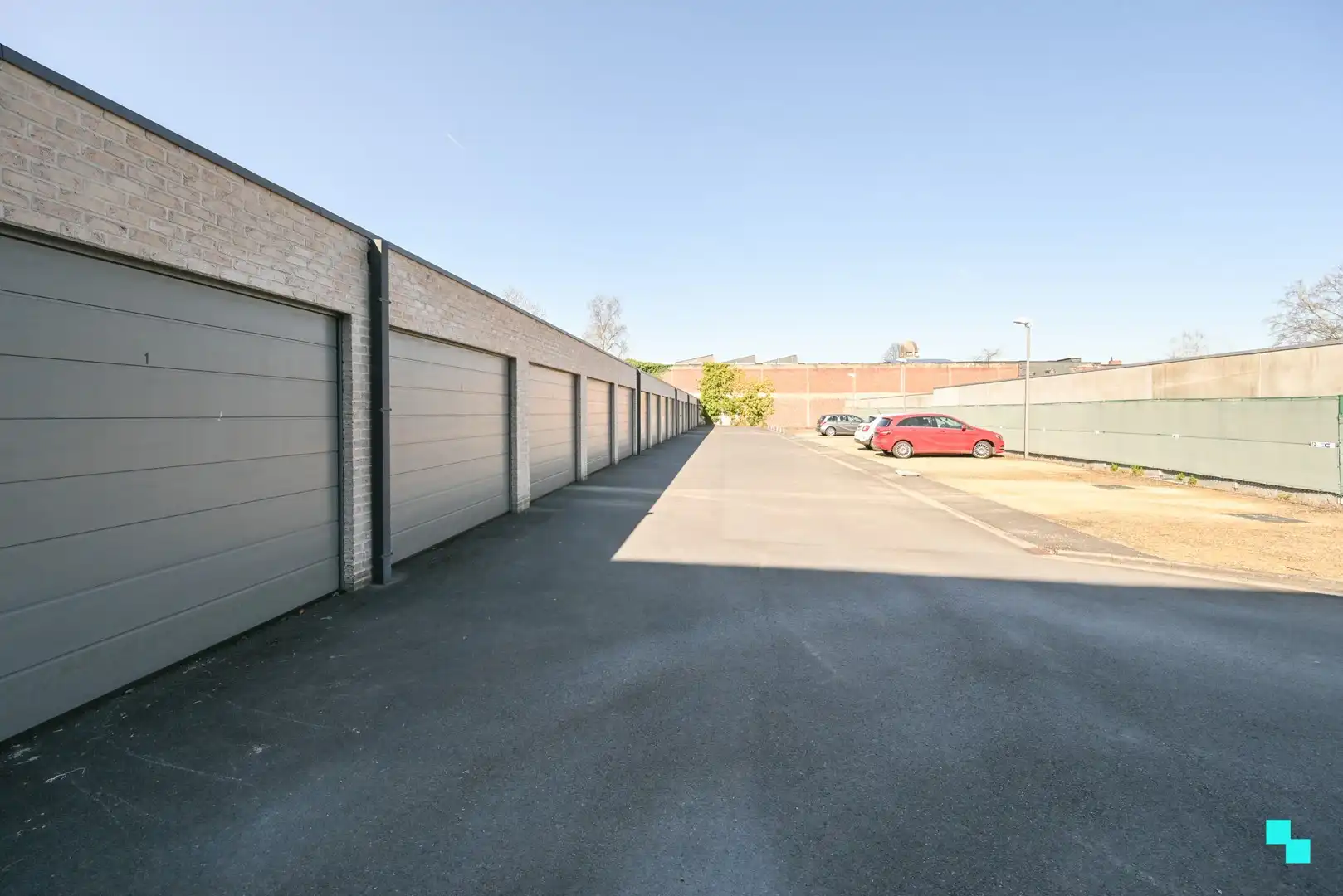 Uiterst commercieel en vlot bereikbaar handelspand (340 m²) te Izegem foto 21