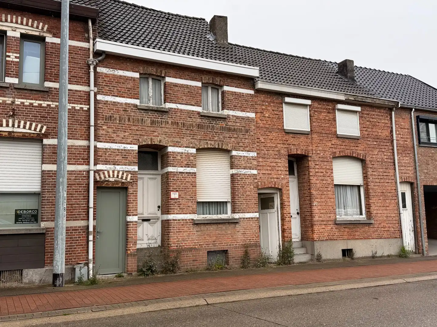 Twee te renoveren woningen met tuin. foto 2