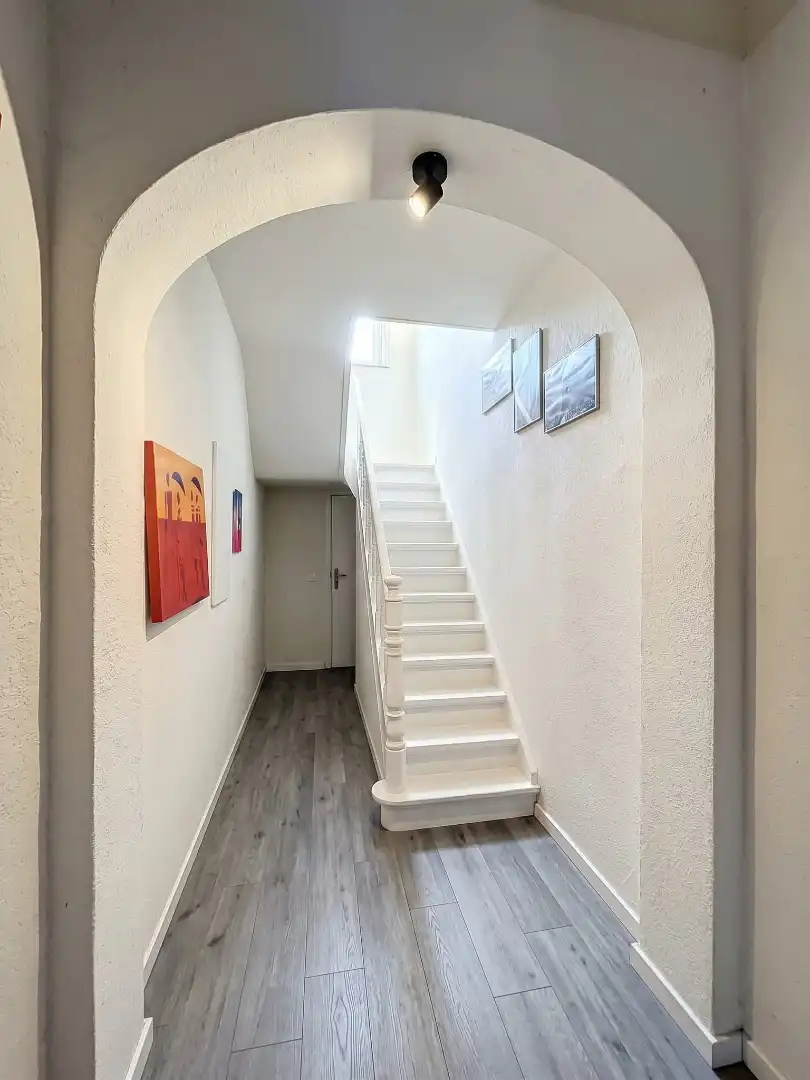 Woning met tal van mogelijkheden, 2 garages en ruim perceel van 735 m² nabij het centrum! foto 18