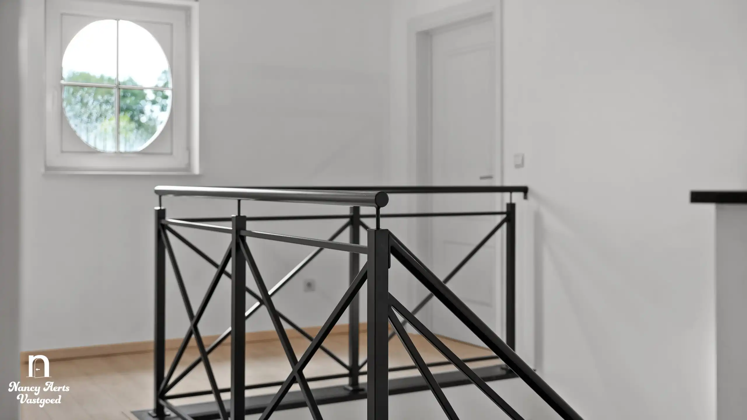 Verrassend ruime woning met aparte studio op rustige locatie foto 26