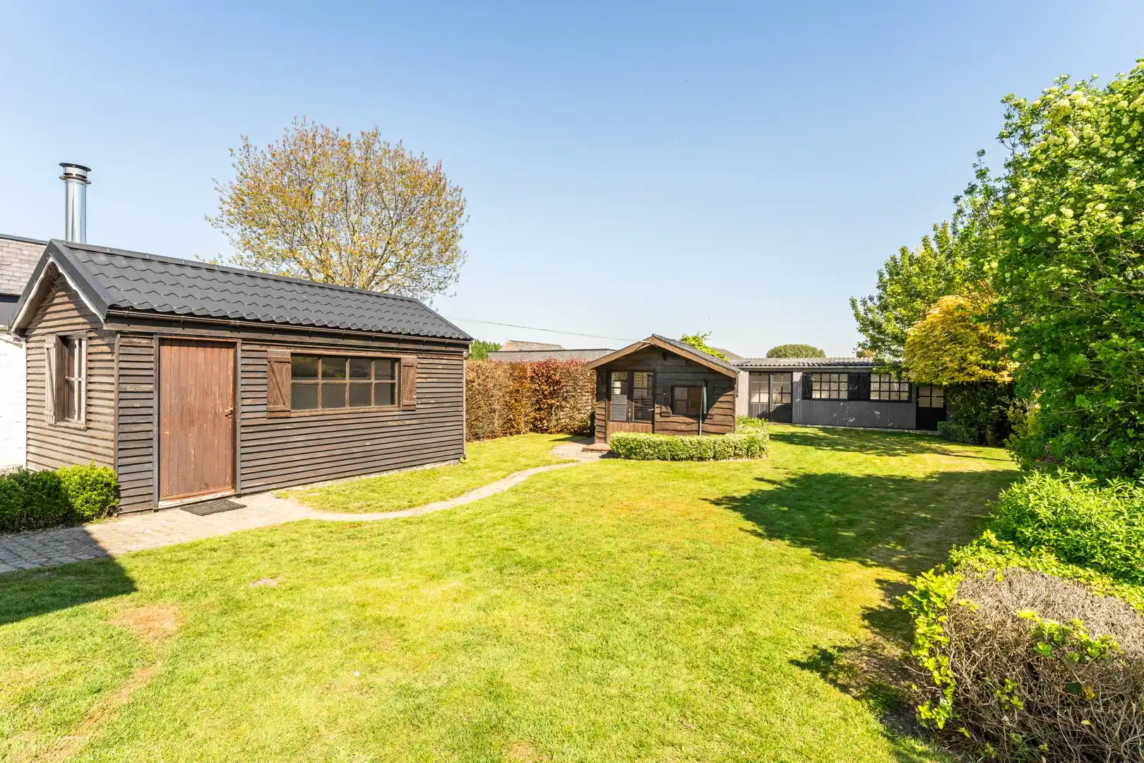 Lichtrijke woning te koop op een vlot bereikbare locatie foto 4