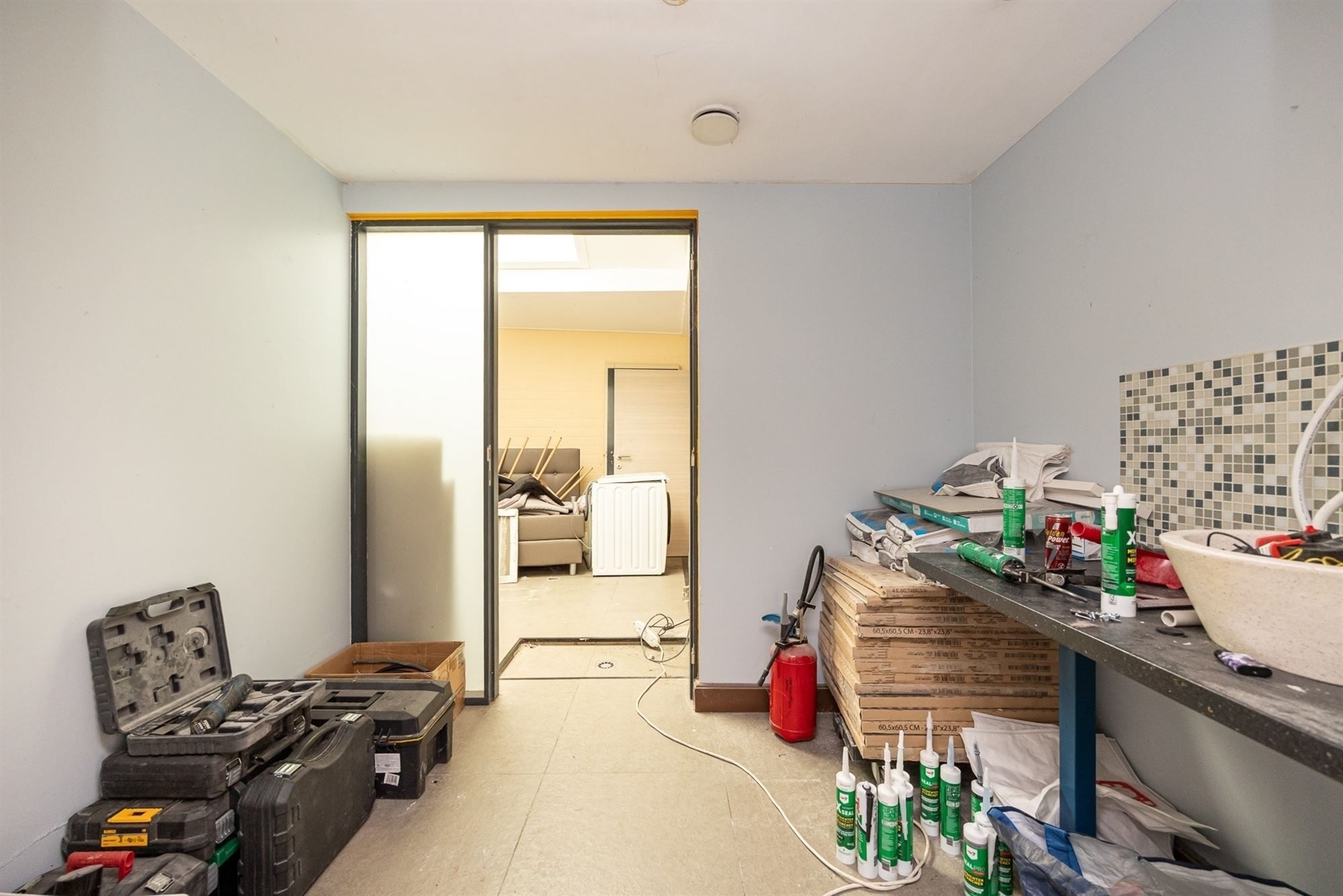 Ruime moderne woning met royale tuin  foto 20