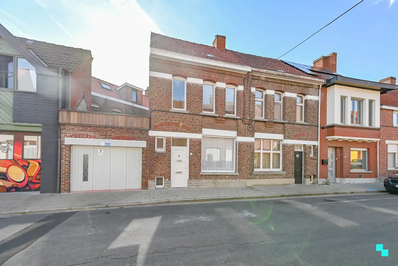 Knusse rijwoning nabij centrum Izegem foto 27