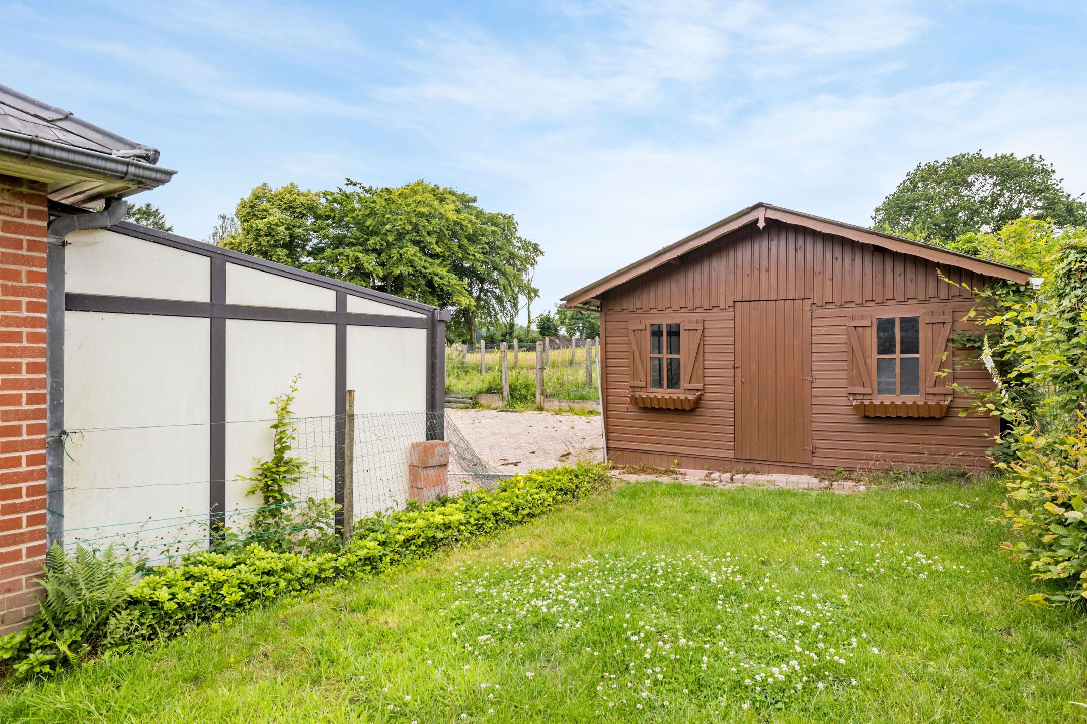 Rustig gelegen bungalow op 12a 77ca foto 15