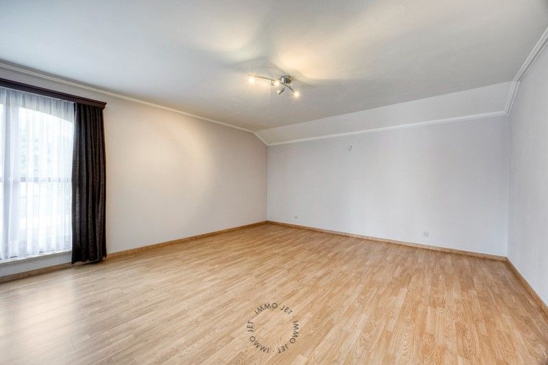Vrijstaande woning met een uitzonderlijk perceel van 2.850 m² foto 20