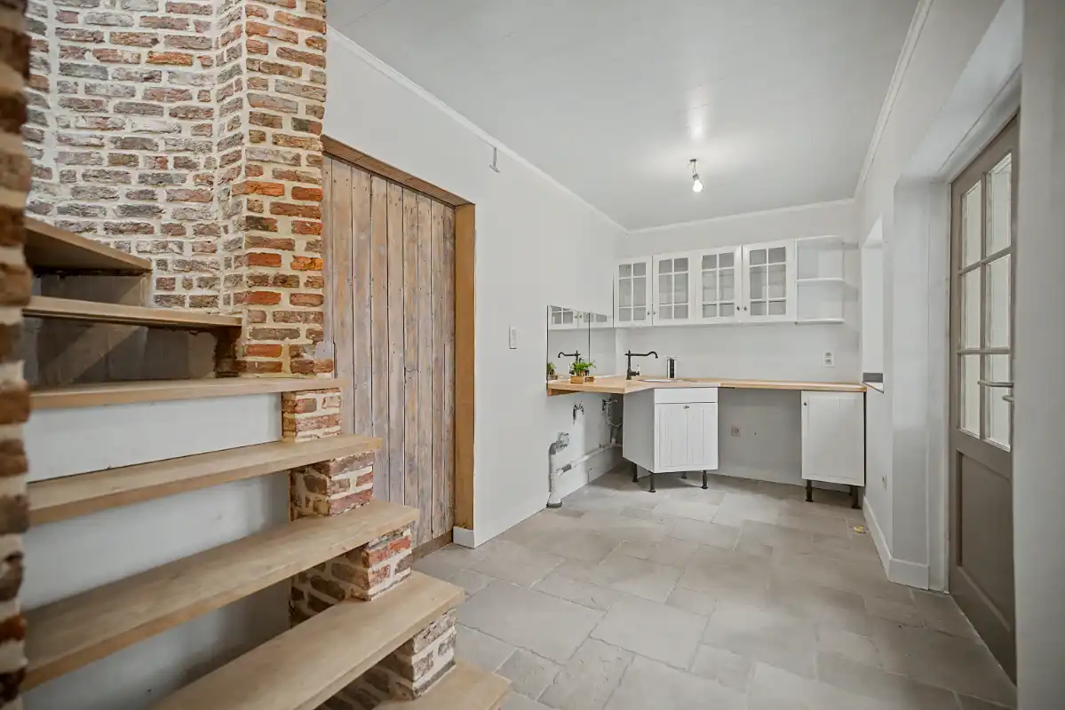 Instapklare charmante woning met zonnige binnentuin en garage. foto 14