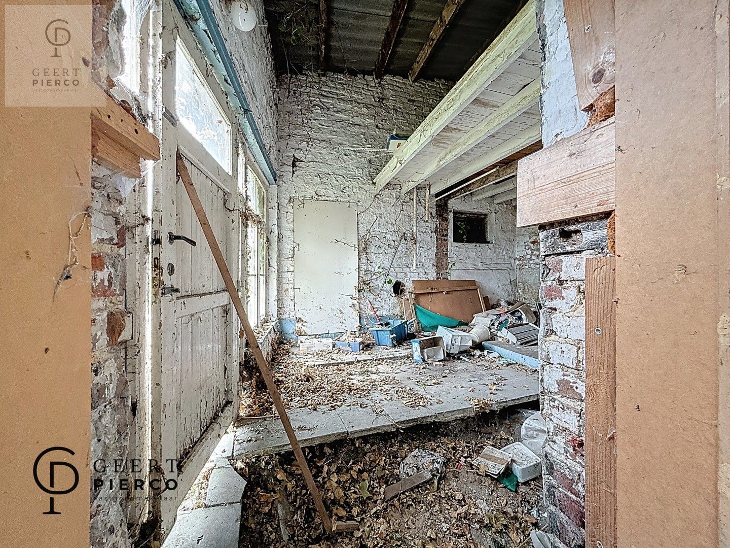 Uniek renovatie- of nieuwbouwproject in hartje Landen foto 11
