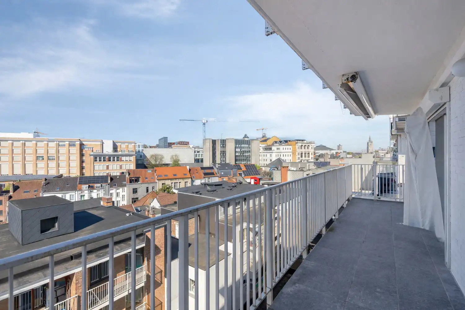 Bijzonder luxueus en groot stadsappartement aan het Zuidpark. foto 14