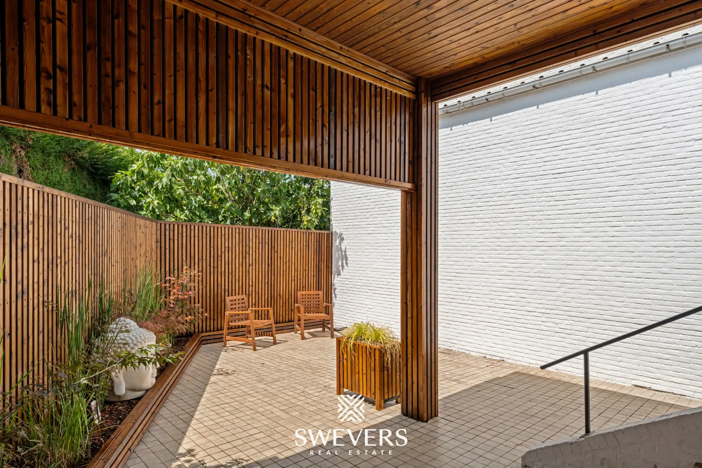 Prachtig gerenoveerde woning met 3 slaapkamers foto 38