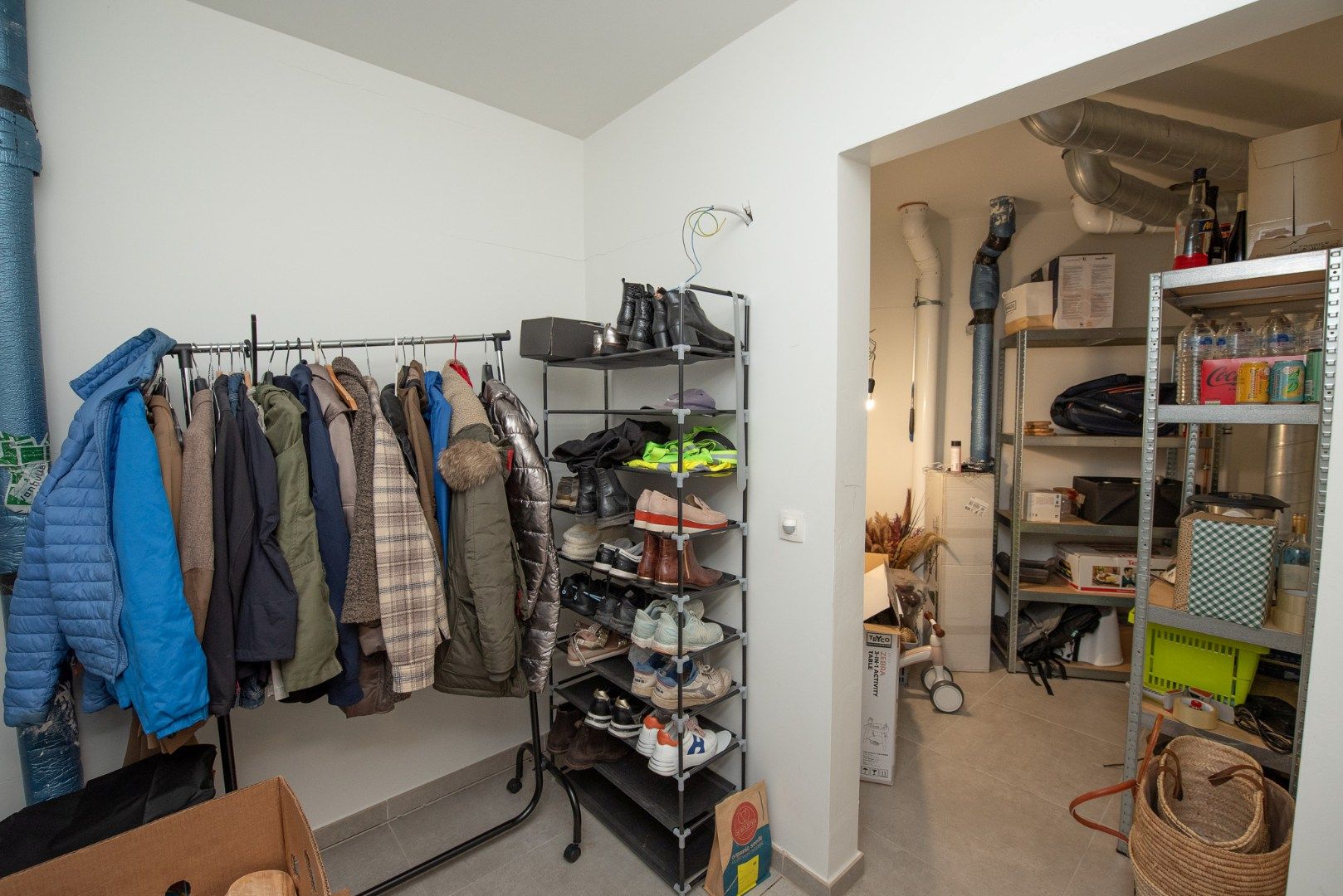 Topper! Ruim 3 gevel-appartement van 118 m² met ruim terras van 21,5 m² en parkeerplaats te Sint-Eloois-Vijve foto 13