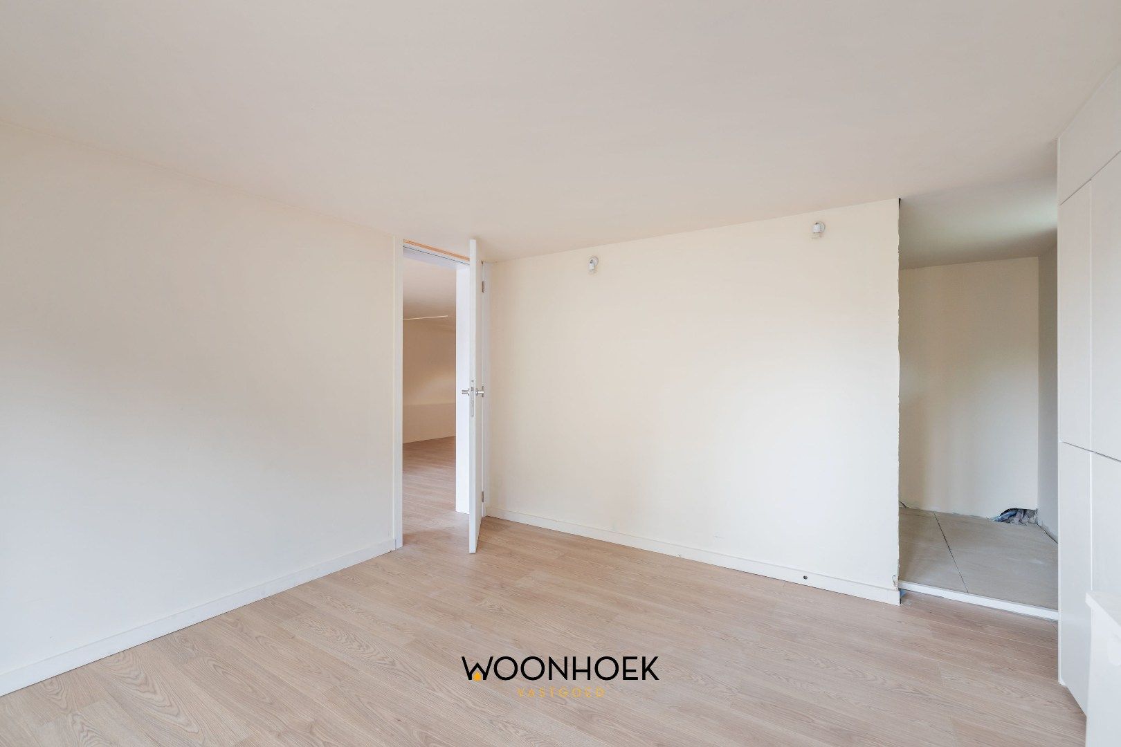Uitstekend gelegen OB met inpandige garage en grote tuin in Moerbeke! foto 18