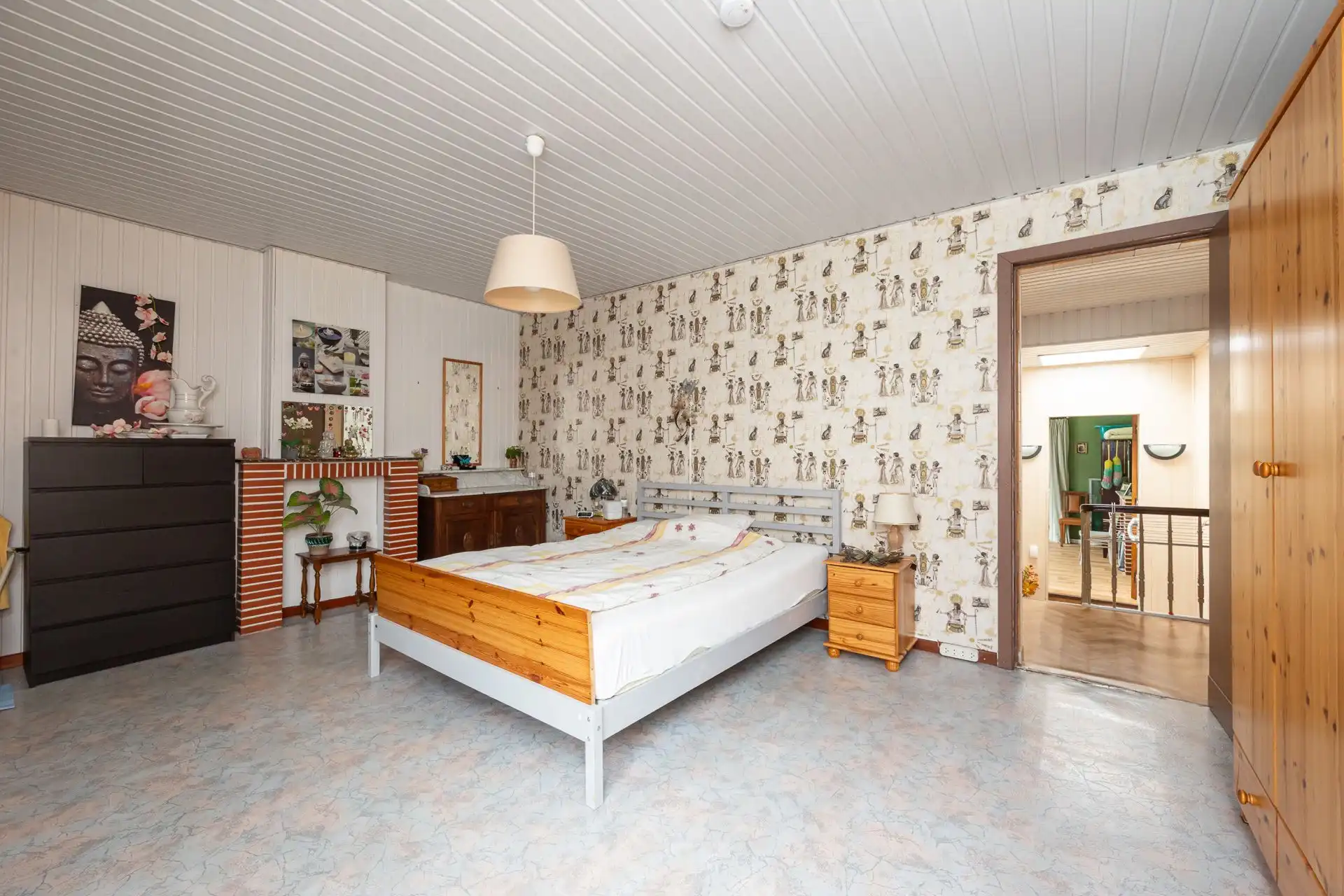 Te renoveren woning met potentieel vlakbij centrum foto 11