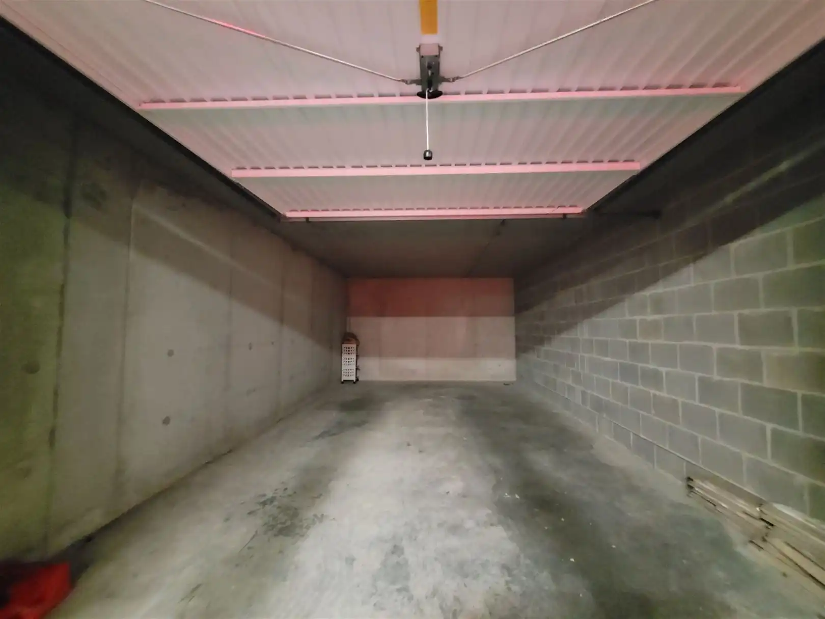 Gemeubeld appartement met 2 slaapkamers en garage box foto 21