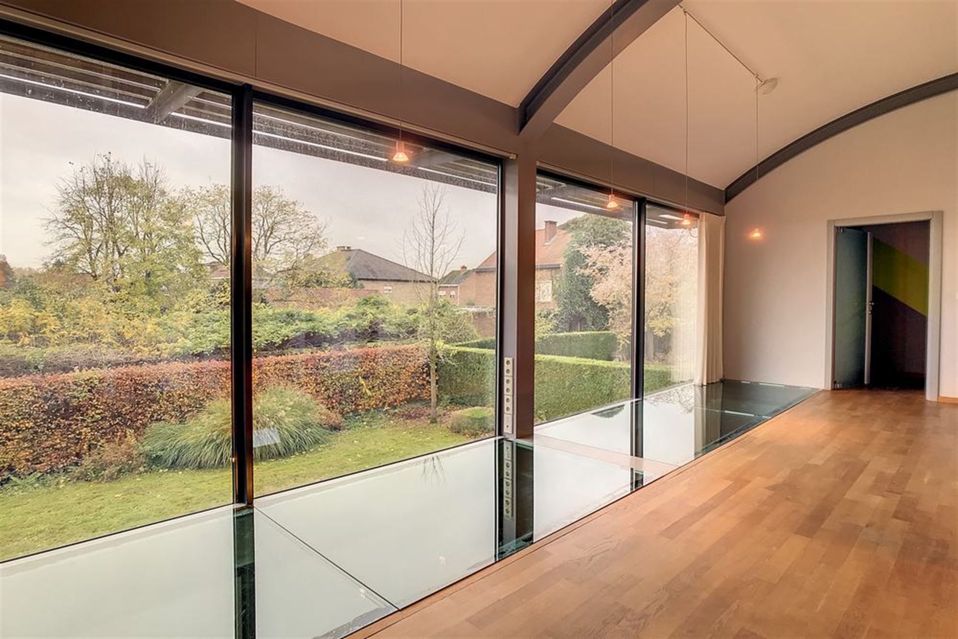 Mooie alleenstaande villa foto 9