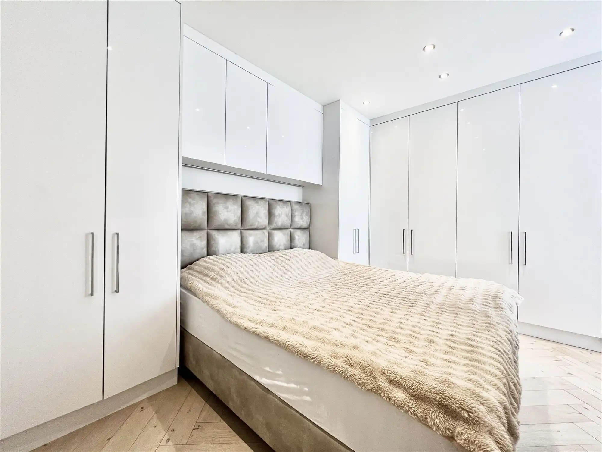 Exclusief en luxueus appartement in een prestigieus residentieel gebouw foto 10