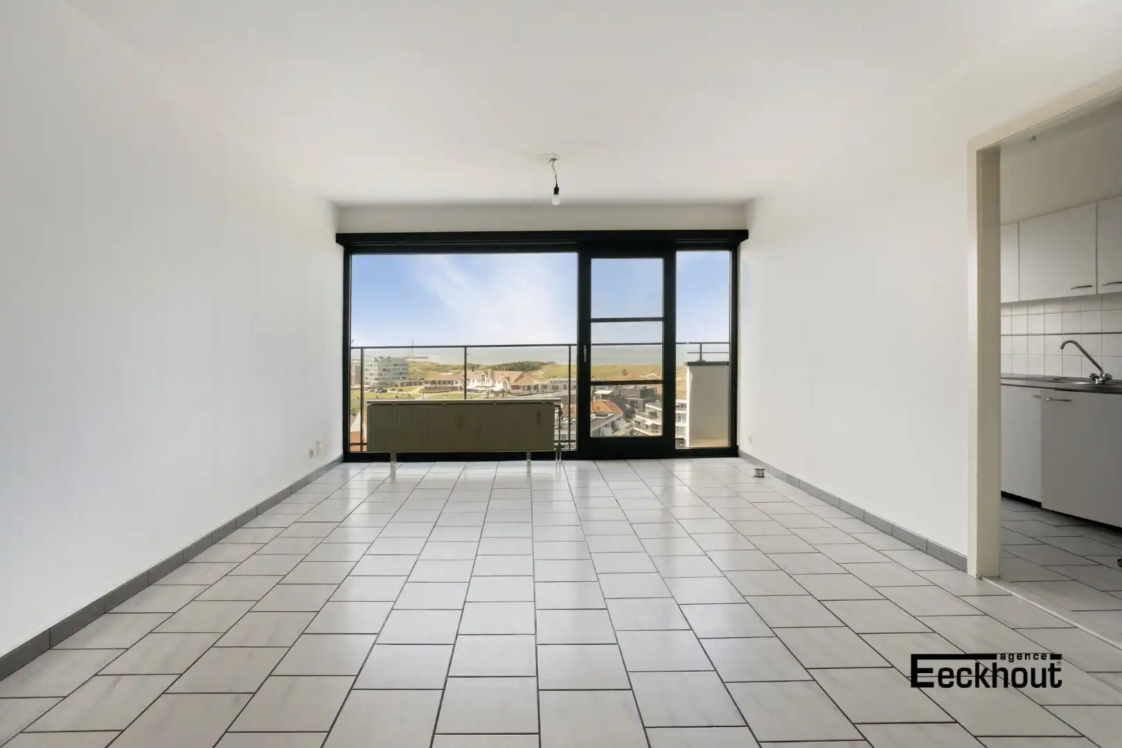 Appartement met 2 slaapkamers en prachtig zeezicht in Bredene foto 6