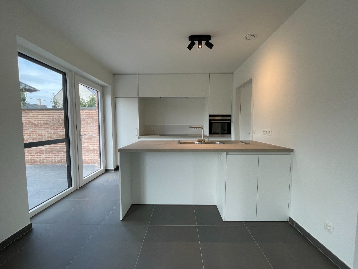 Energiezuinige nieuwbouwwoning te huur te Roeselare foto 9