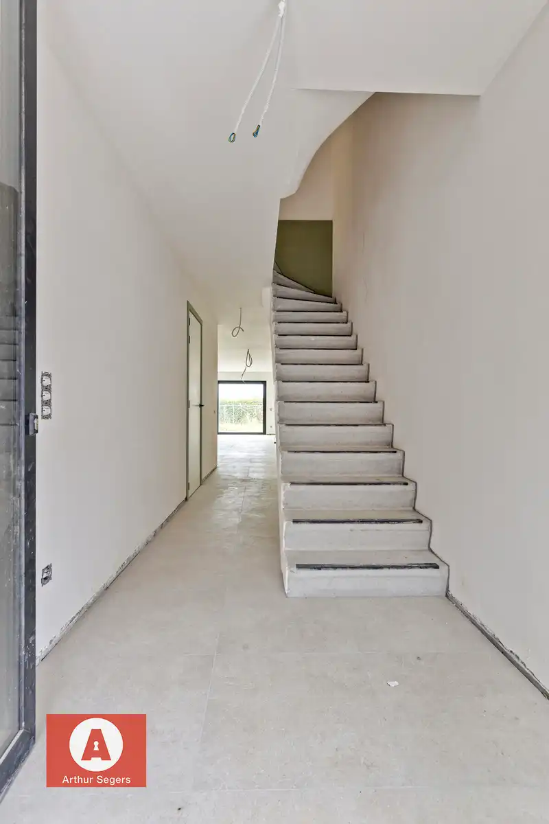 Energiezuinige nieuwbouwwoning met garage foto 2