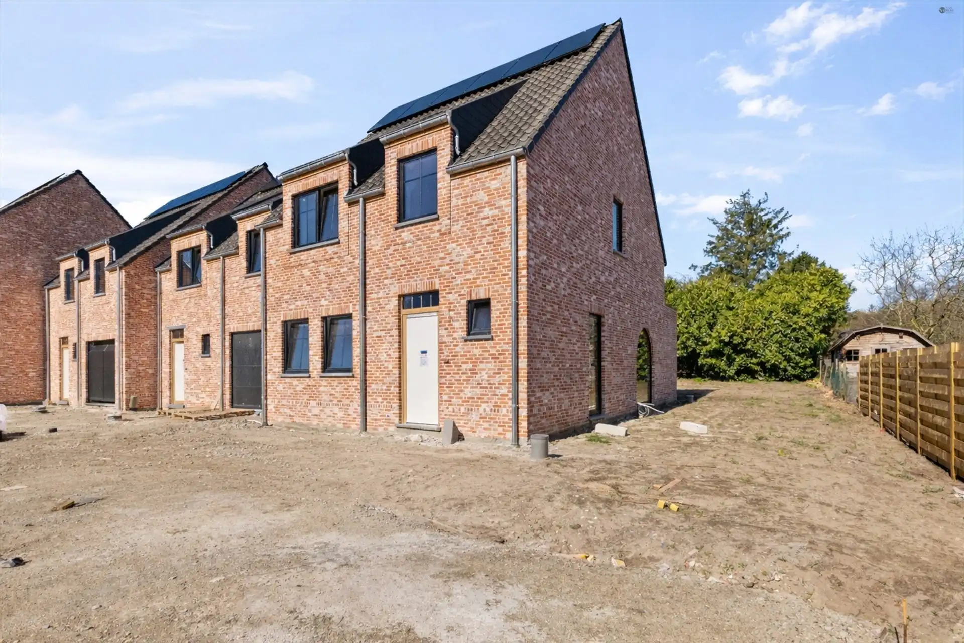 Half open bebouwing op toplocatie  foto 2