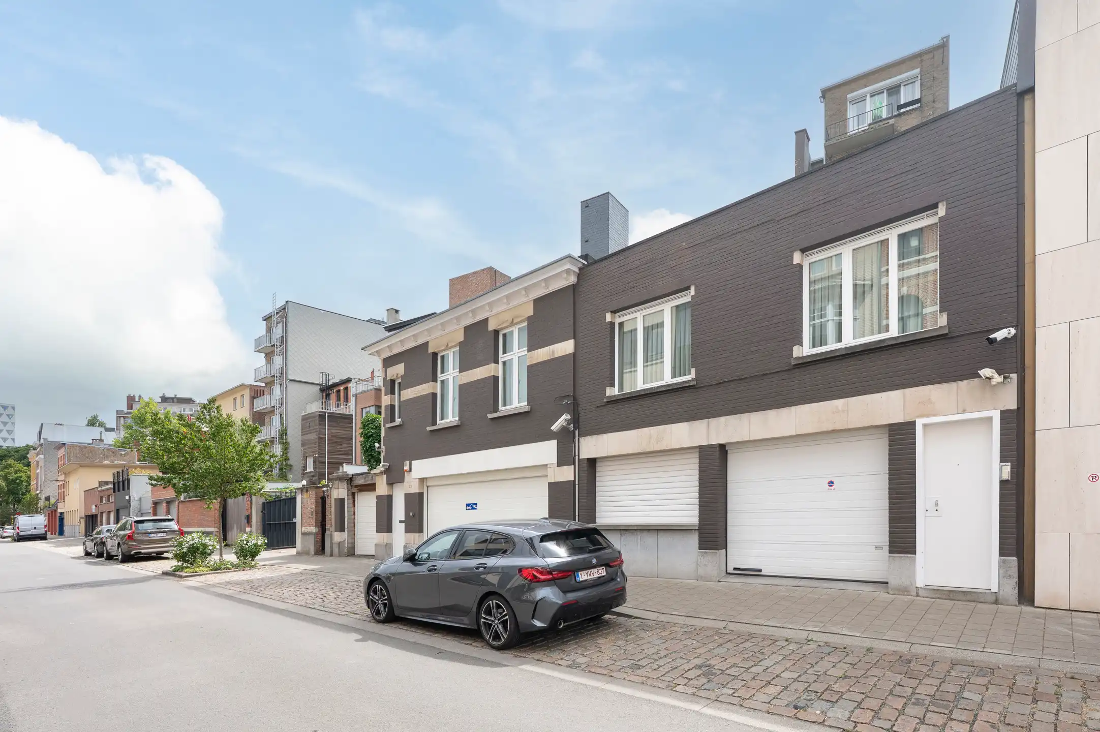 ANTWERPEN - Authentieke meesterwoning met vier garages foto 18